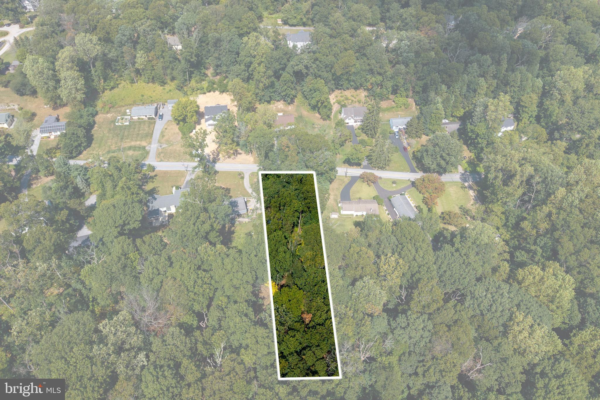 GENERAL WARREN VIL - Land