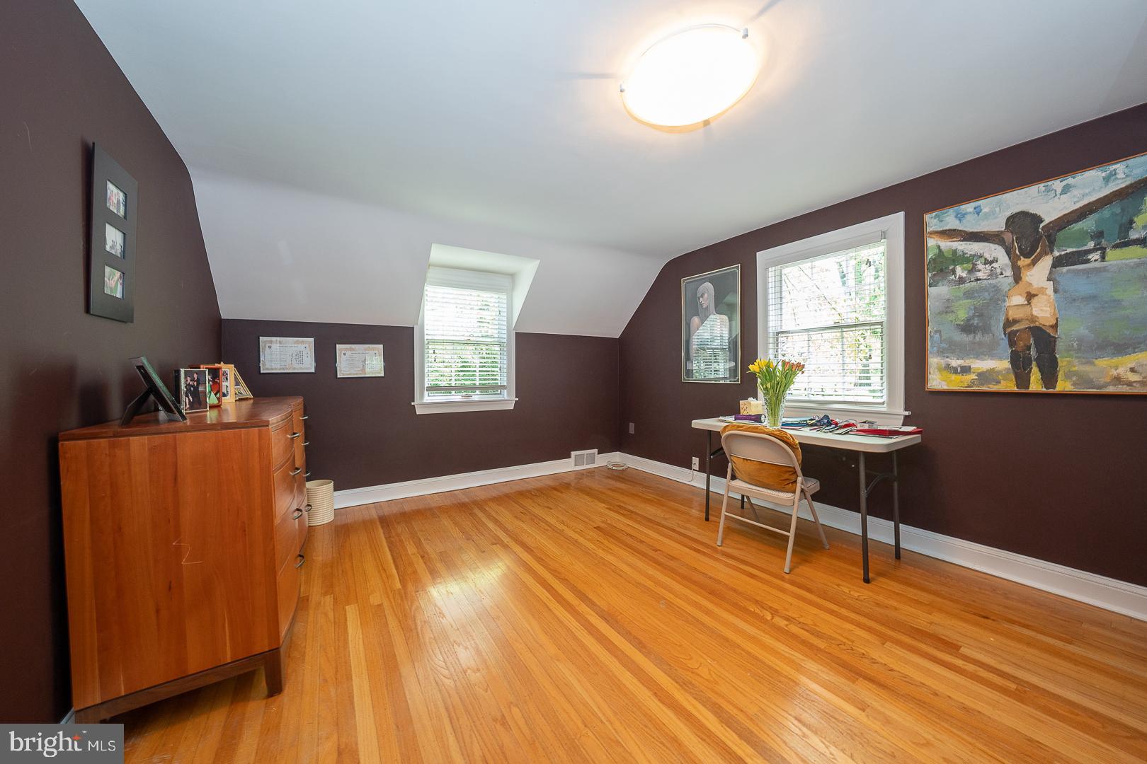 COLONIAL VIL - Residential