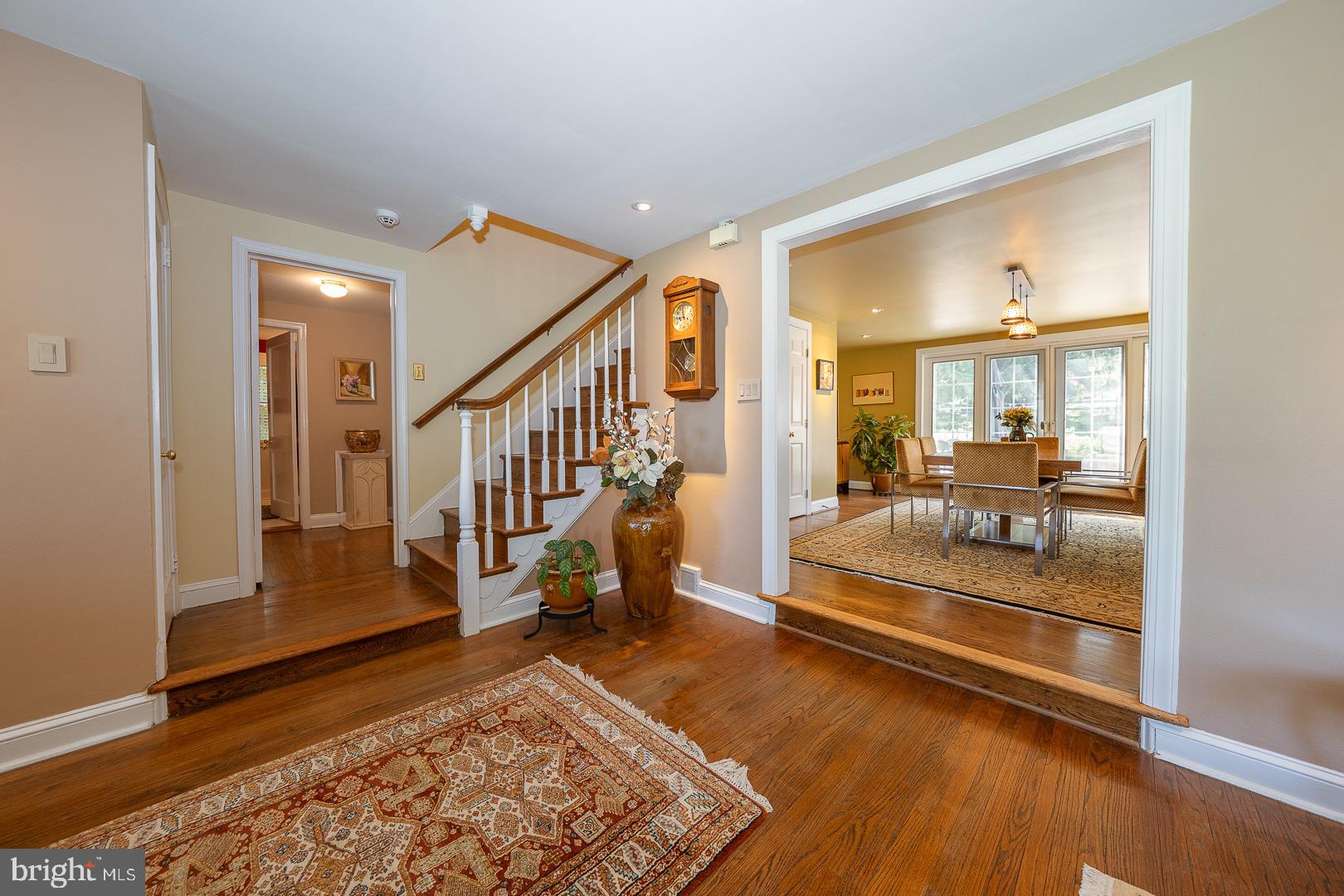 COLONIAL VIL - Residential