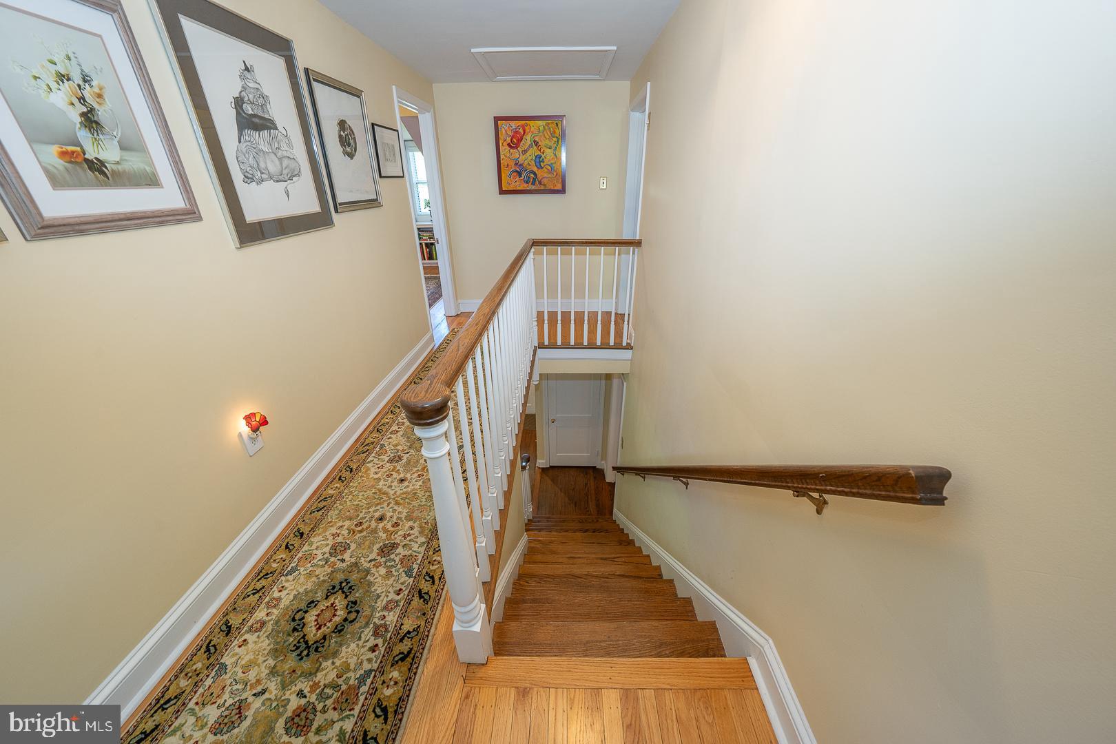 COLONIAL VIL - Residential