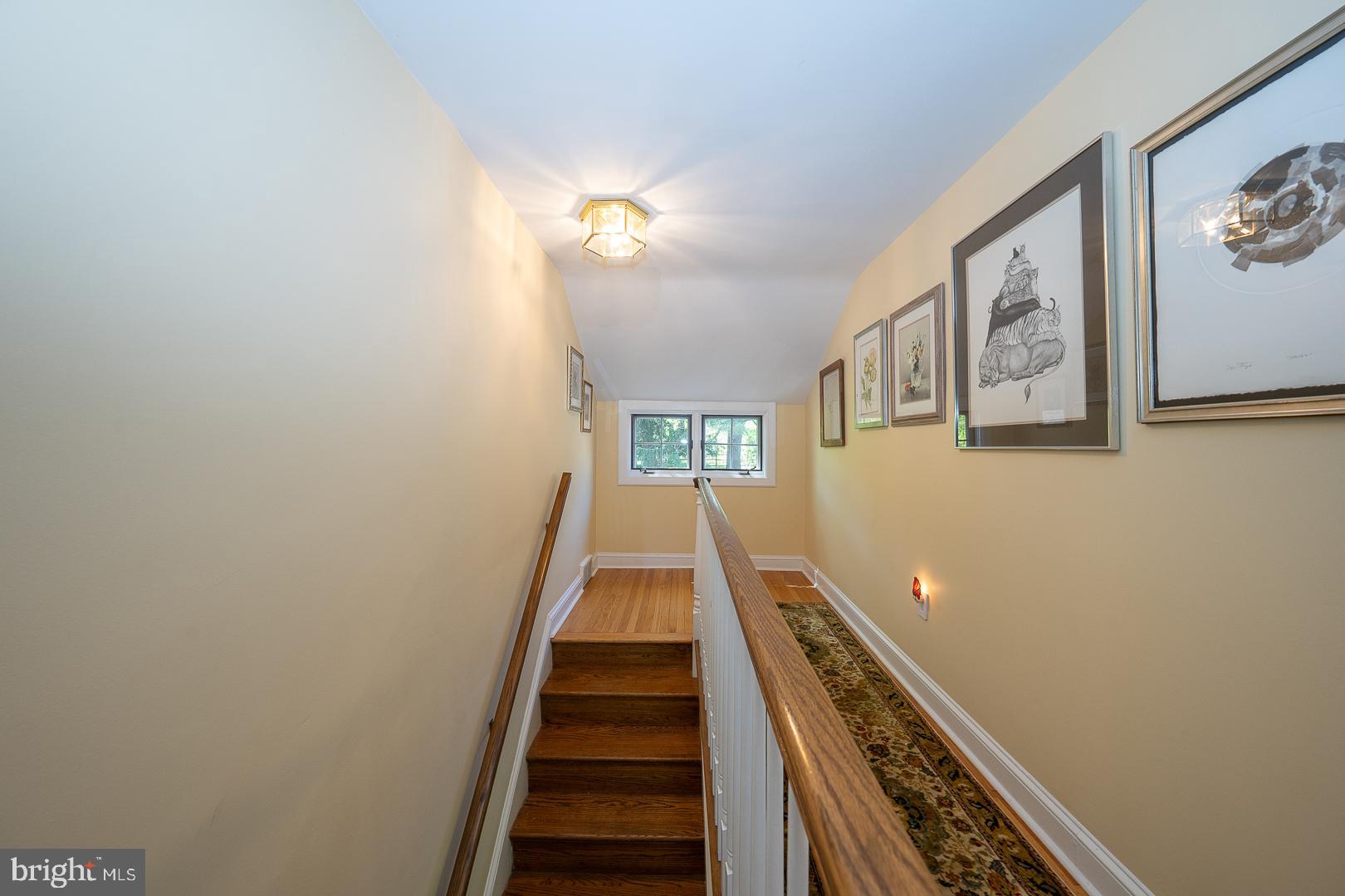 COLONIAL VIL - Residential