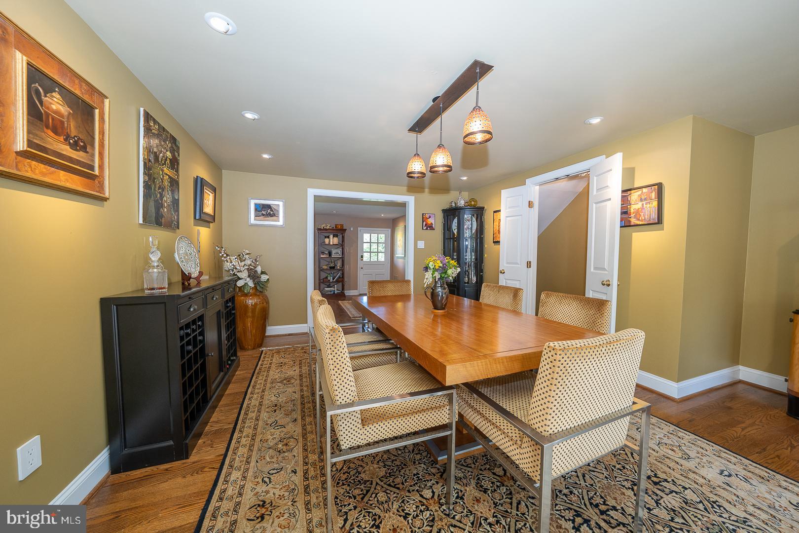 COLONIAL VIL - Residential