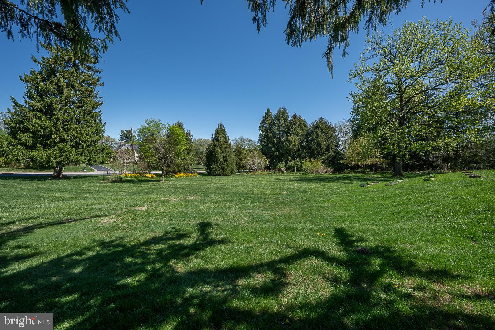 COLONIAL VIL - Residential