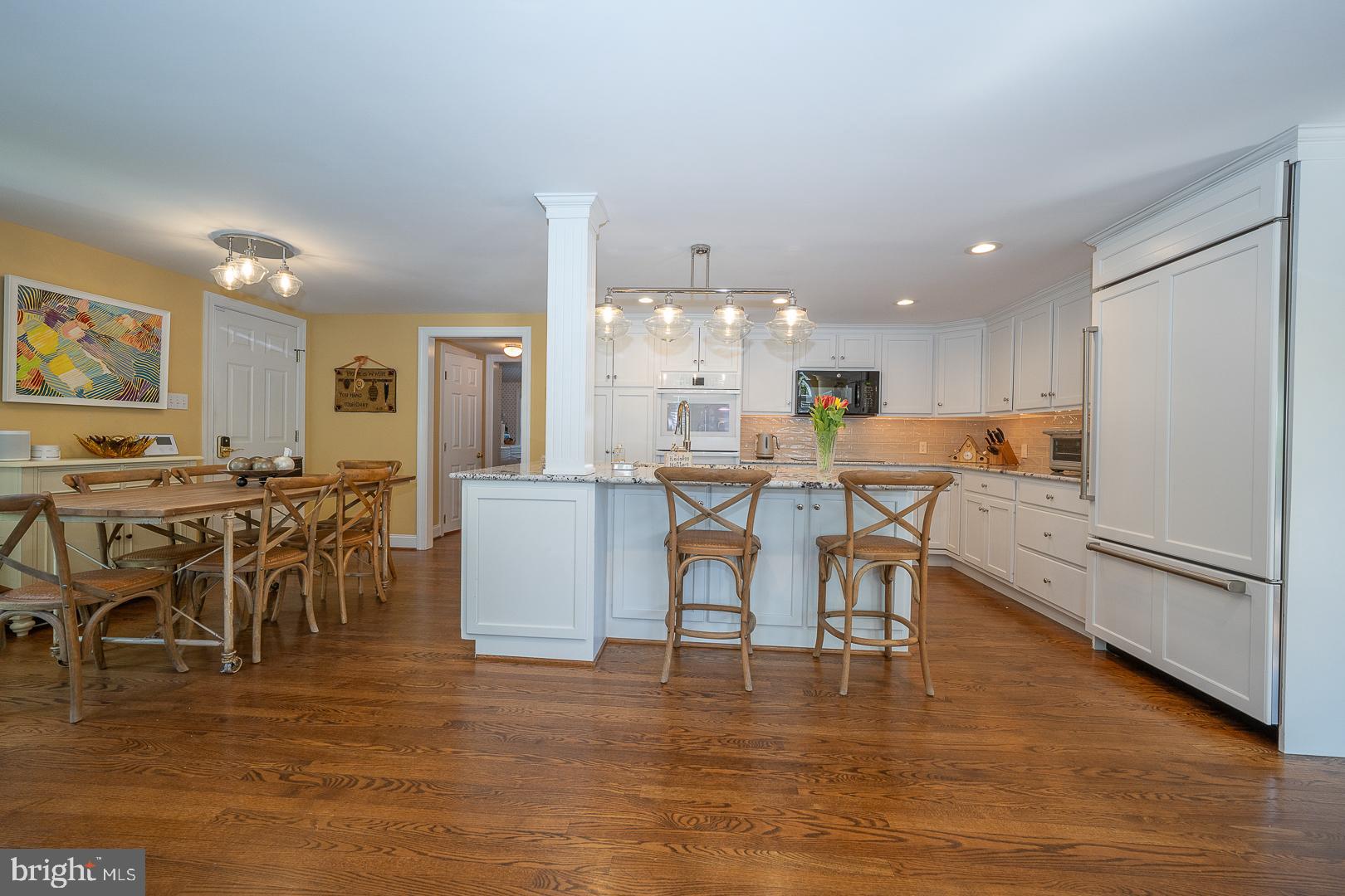 COLONIAL VIL - Residential