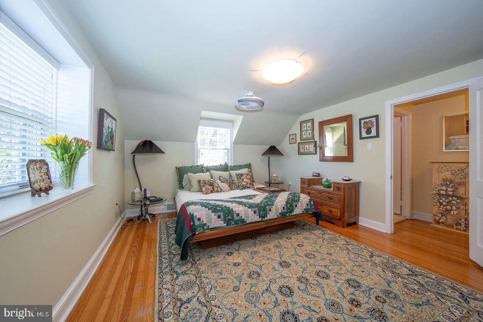 COLONIAL VIL - Residential