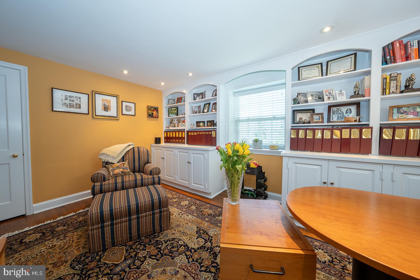 COLONIAL VIL - Residential