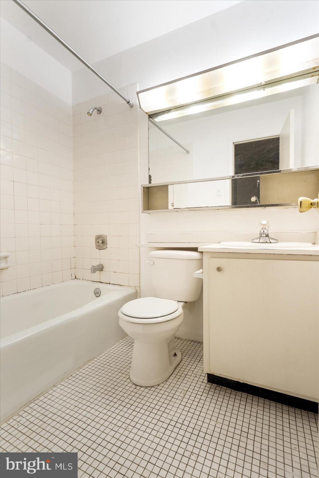 REISTERSWOOD - Residential