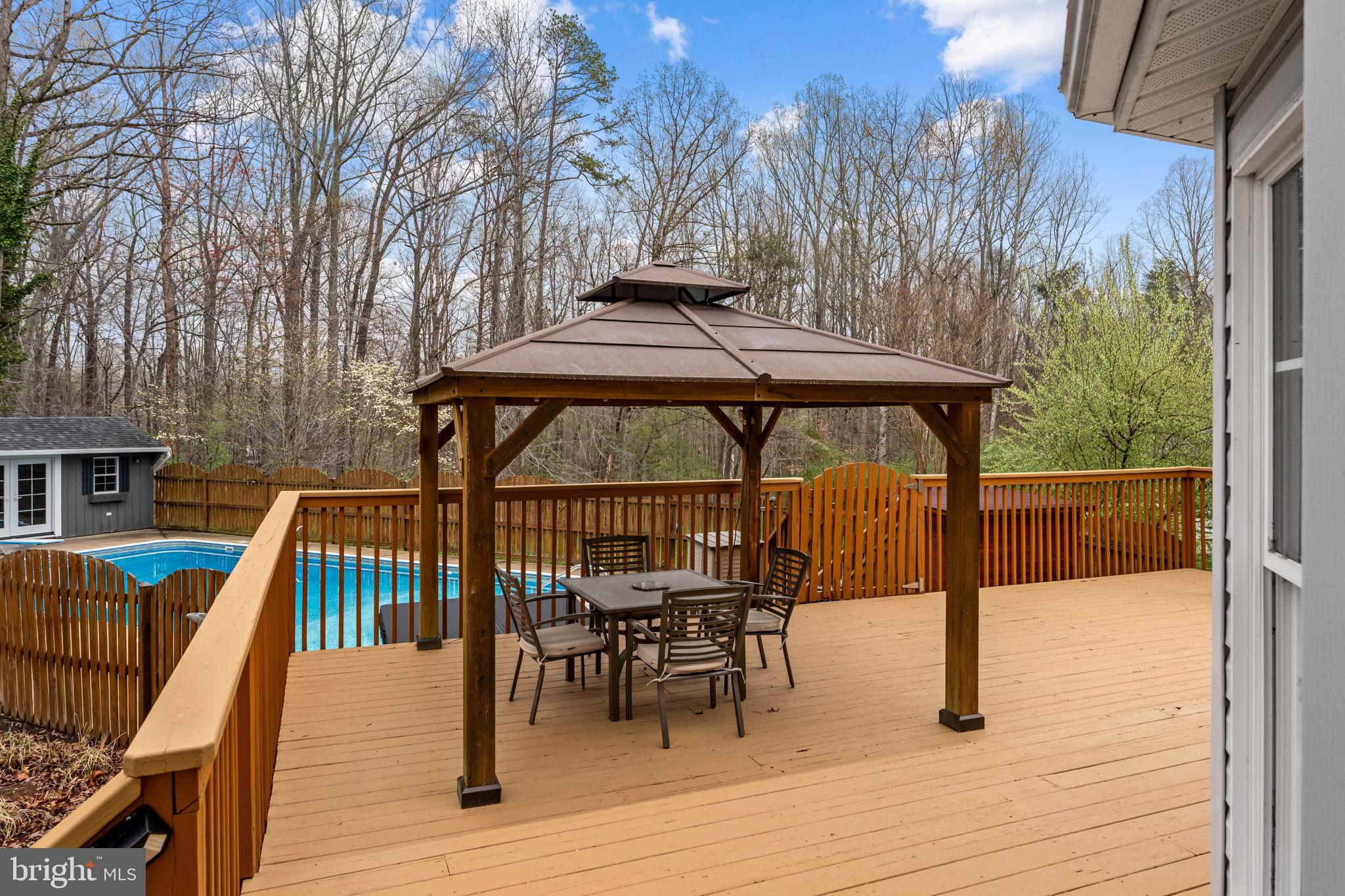 QUAIL RIDGE - Residential