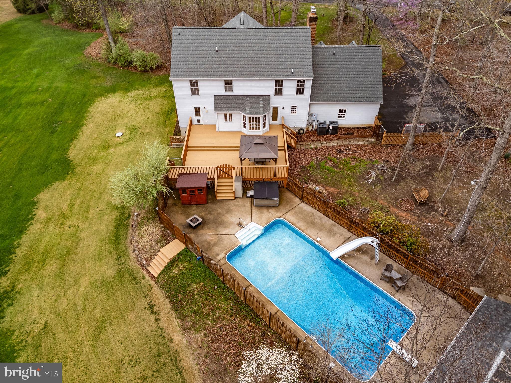 QUAIL RIDGE - Residential