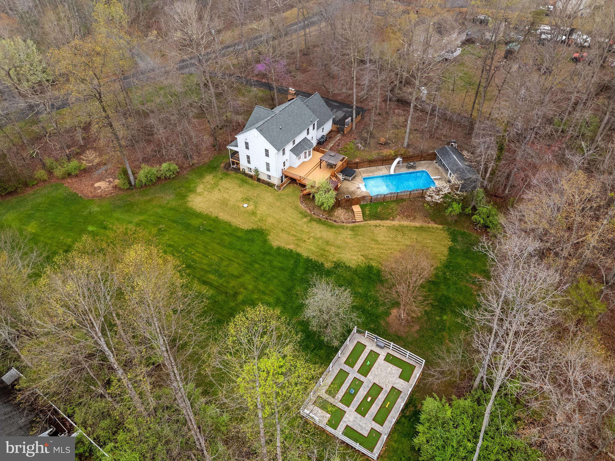 QUAIL RIDGE - Residential