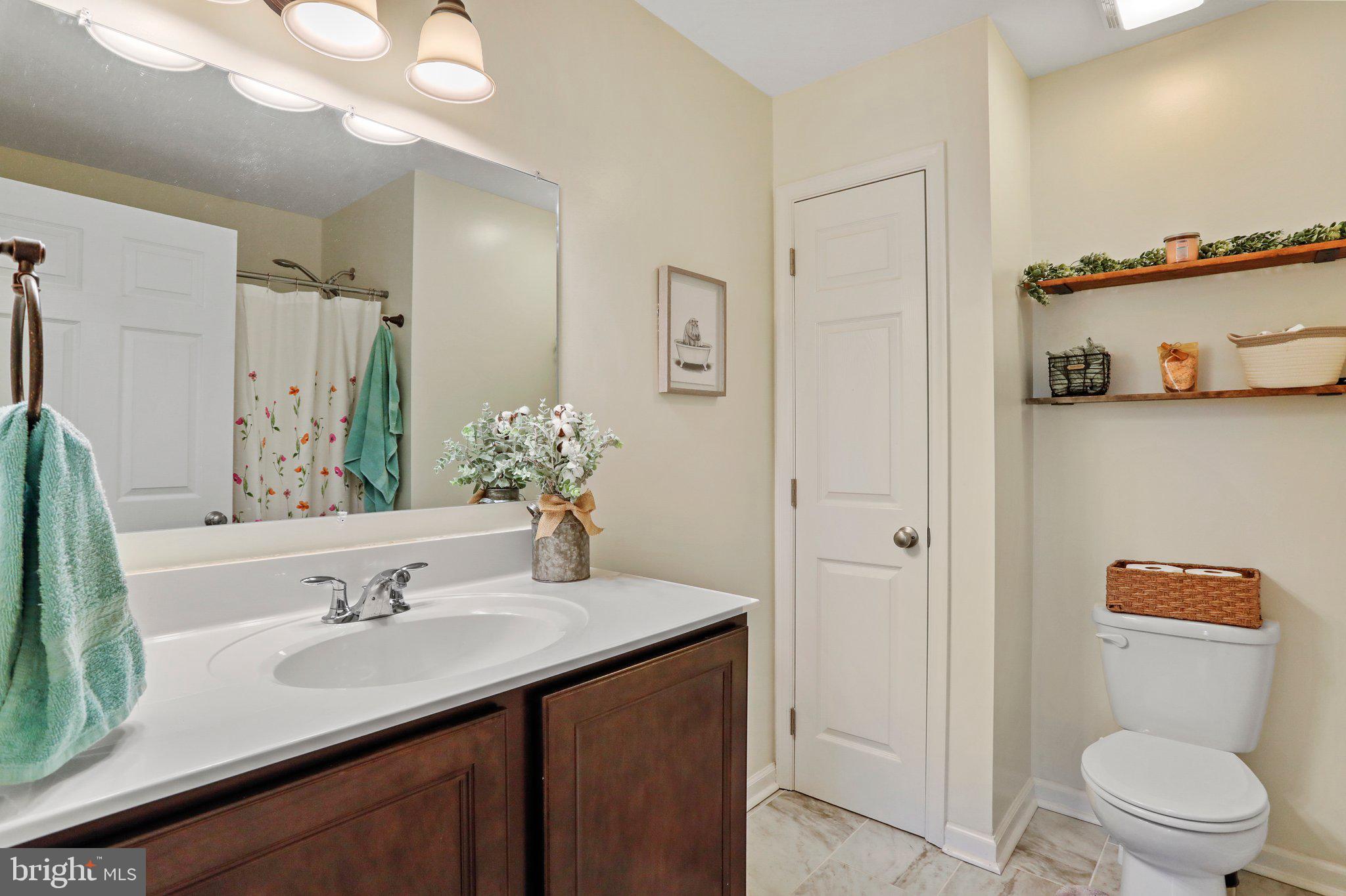 SHEN SHORES - Residential