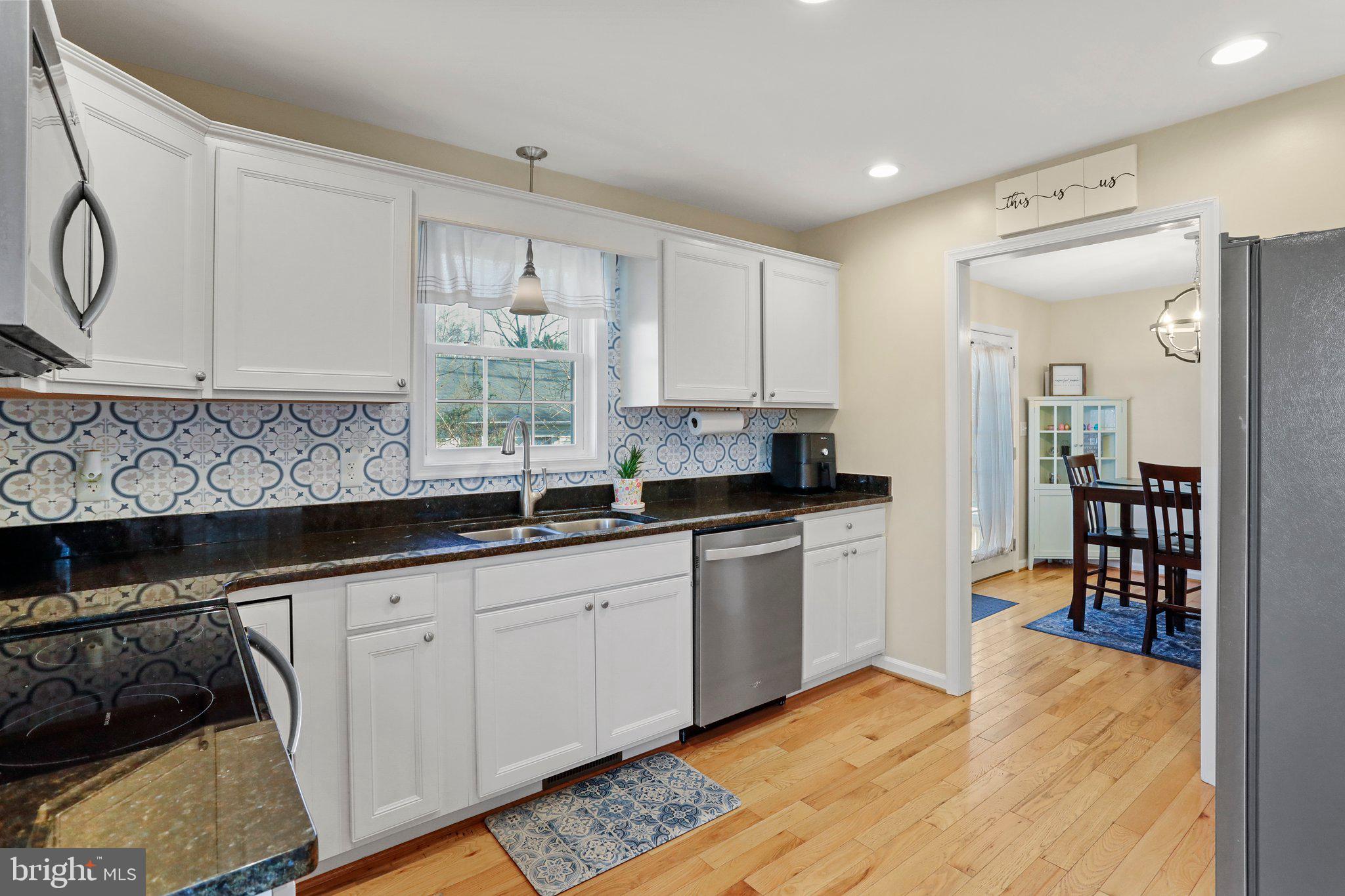 SHEN SHORES - Residential