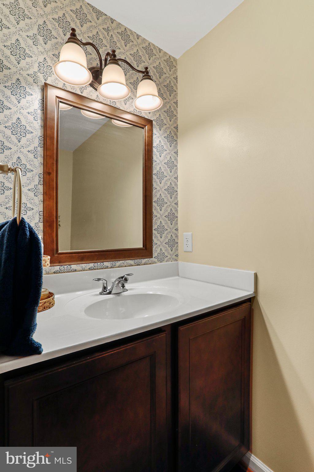 SHEN SHORES - Residential