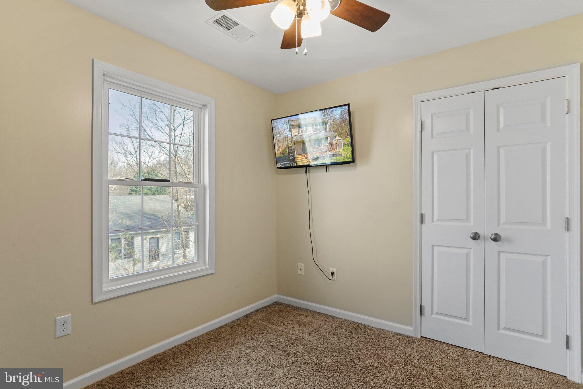 SHEN SHORES - Residential