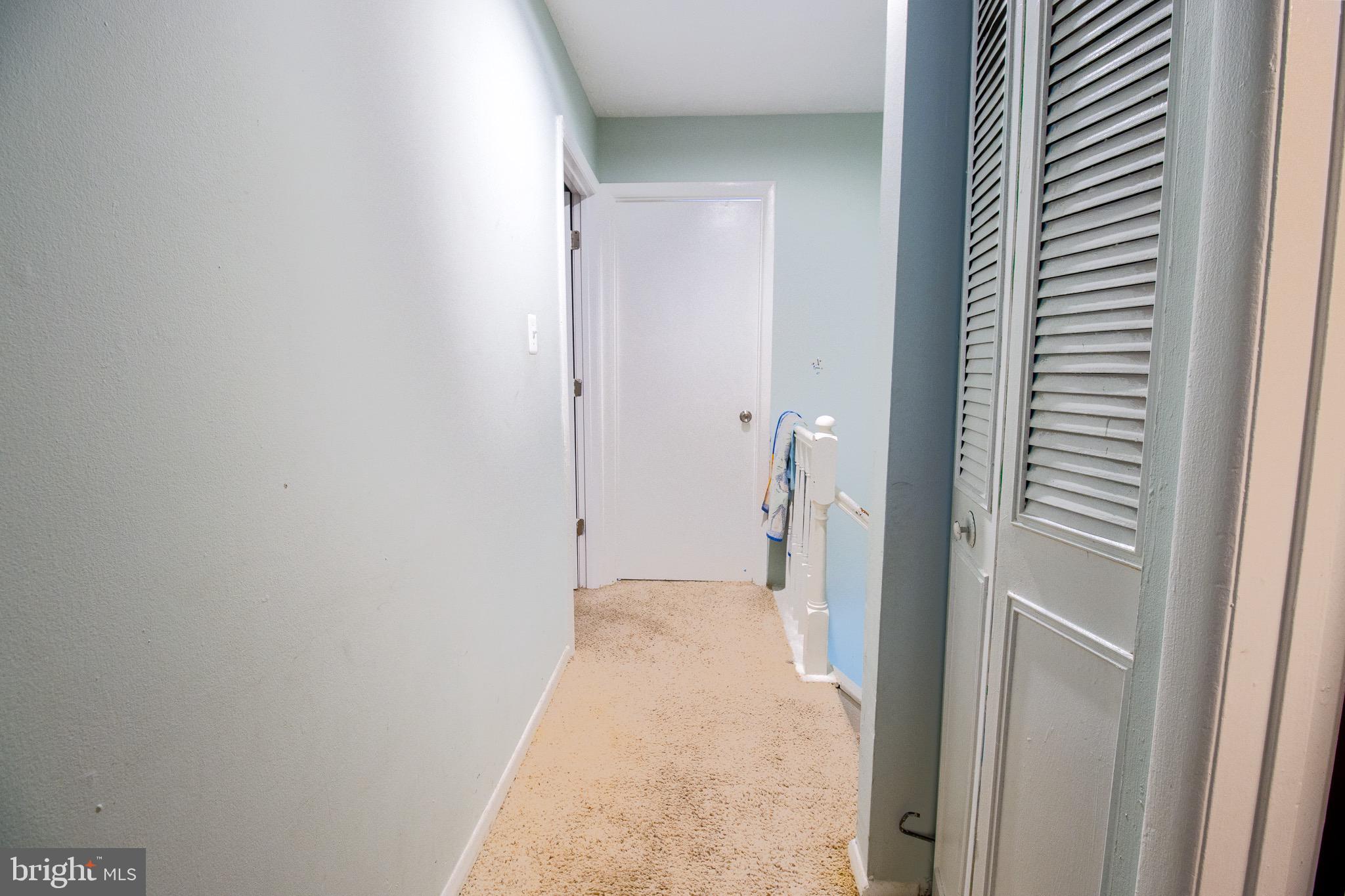 HILLCREST TOWNE - Residential