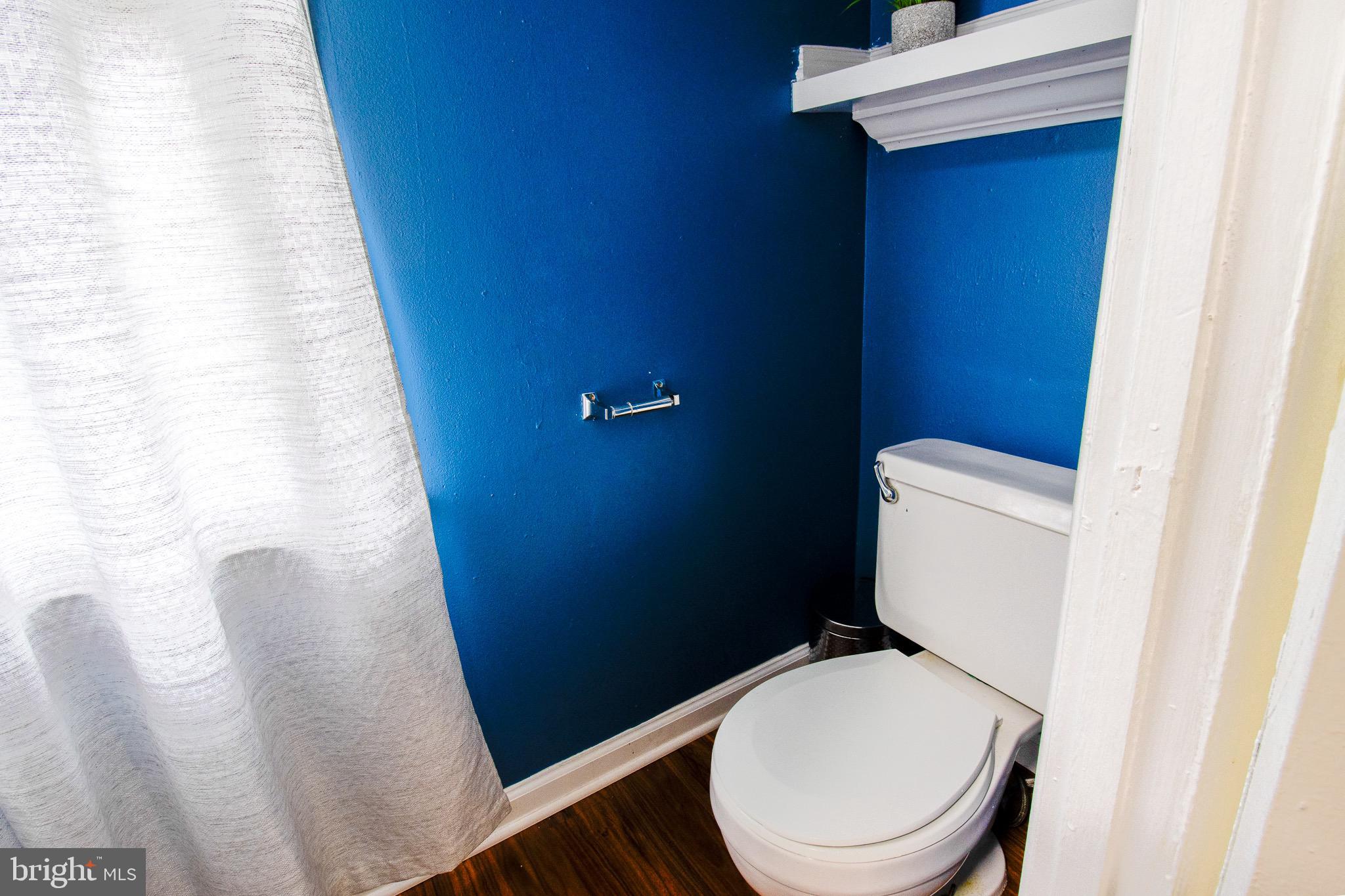 HILLCREST TOWNE - Residential