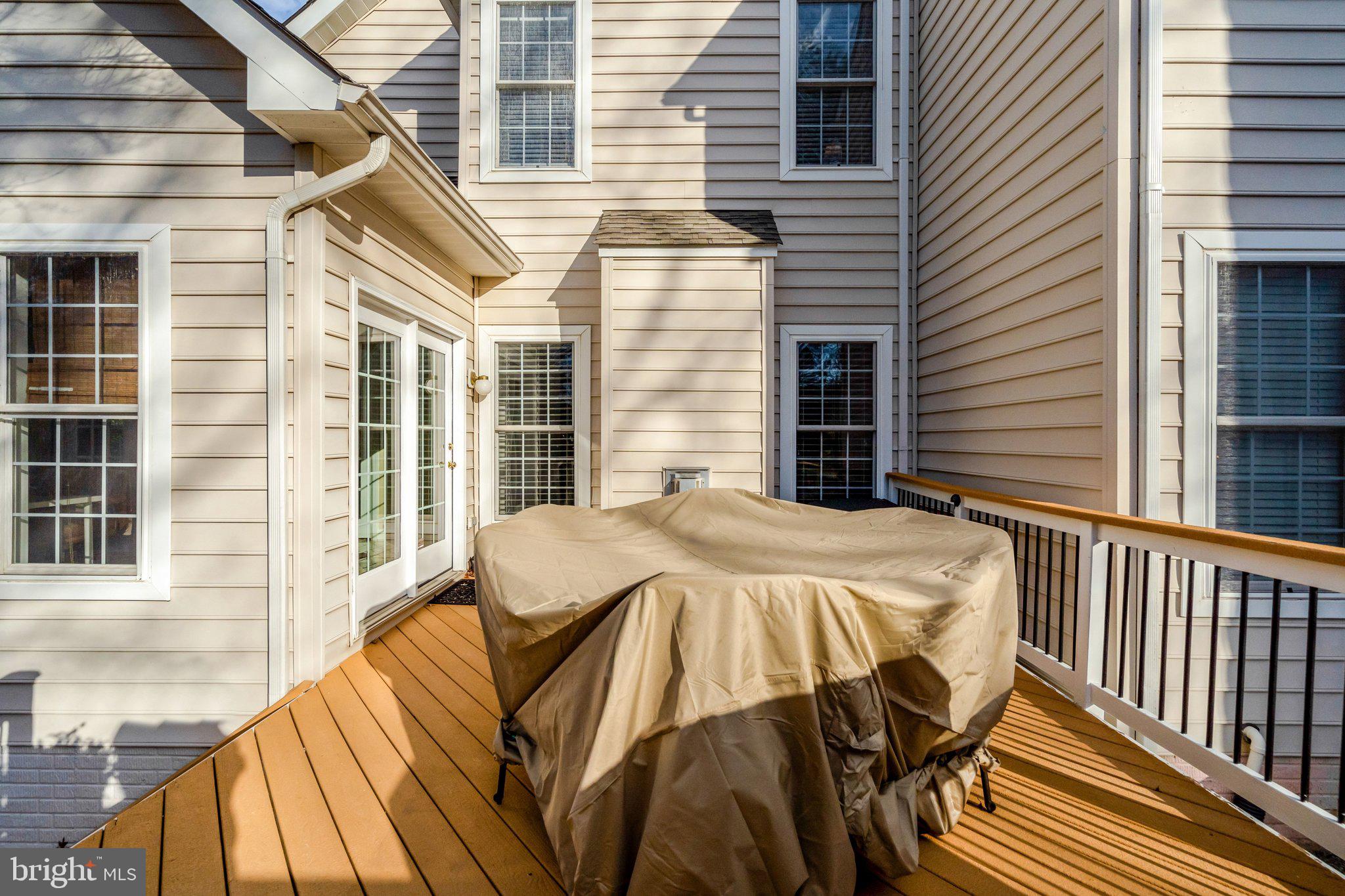 SOUTH RIDING - Residential