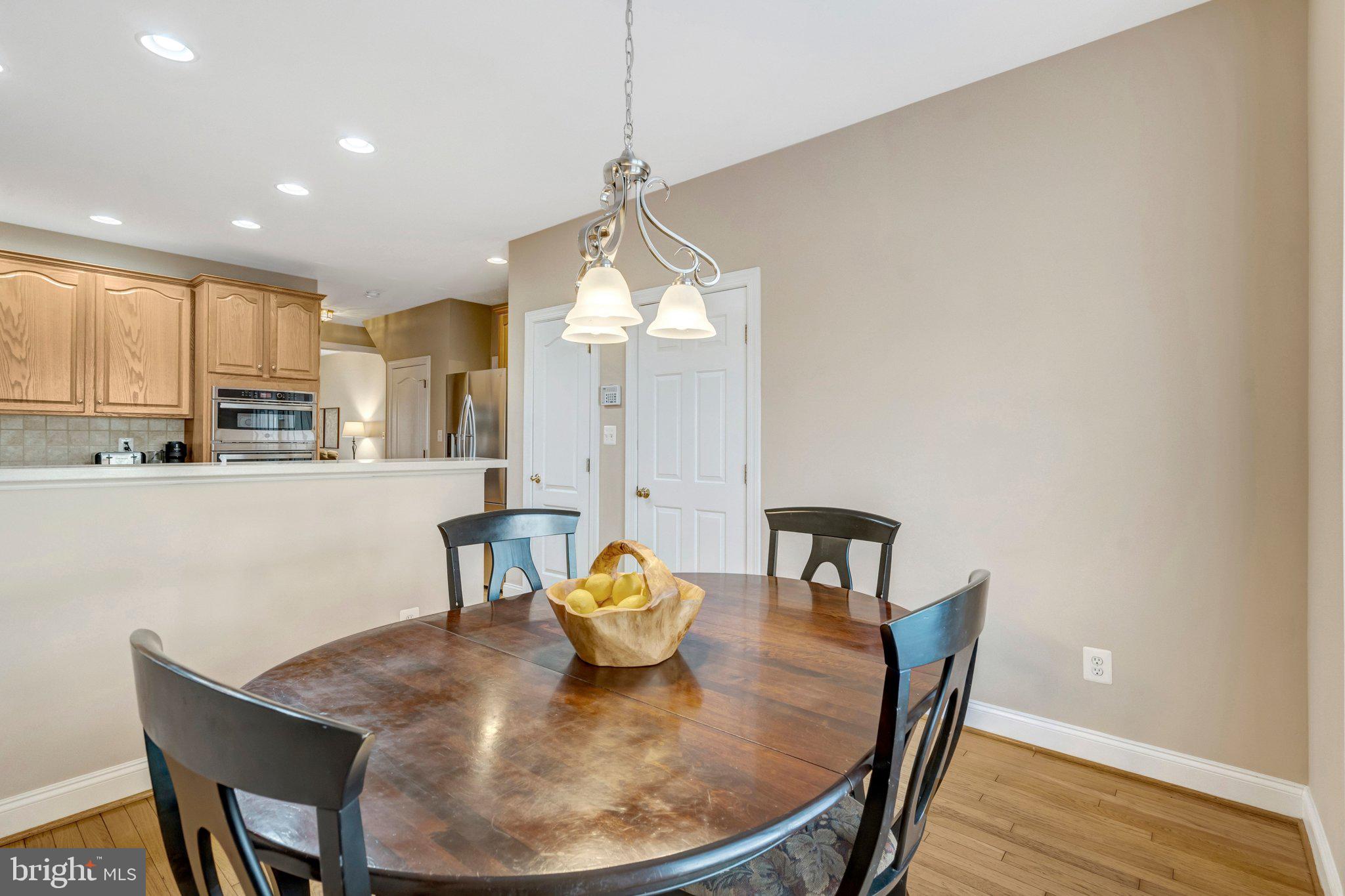 SOUTH RIDING - Residential