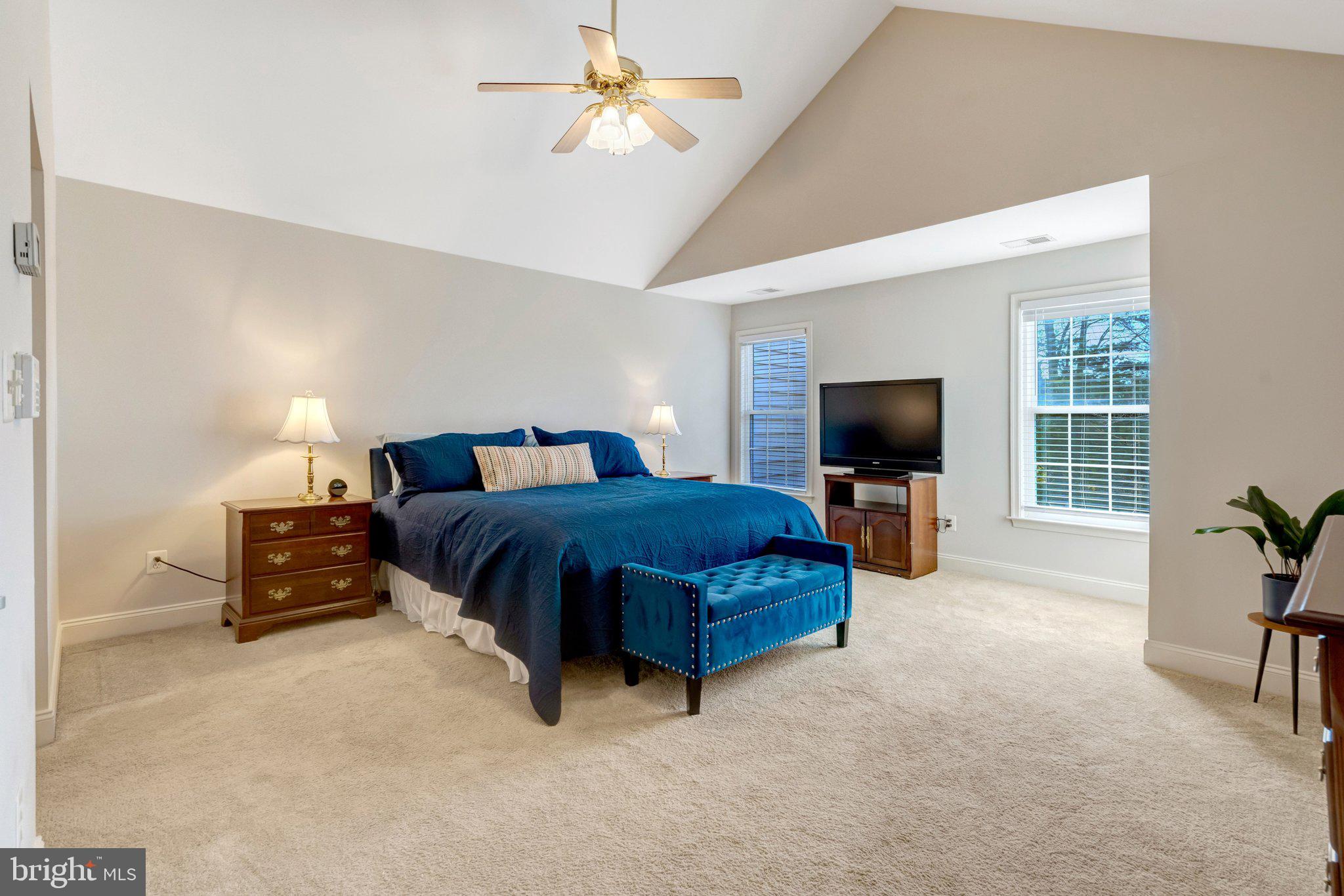 SOUTH RIDING - Residential