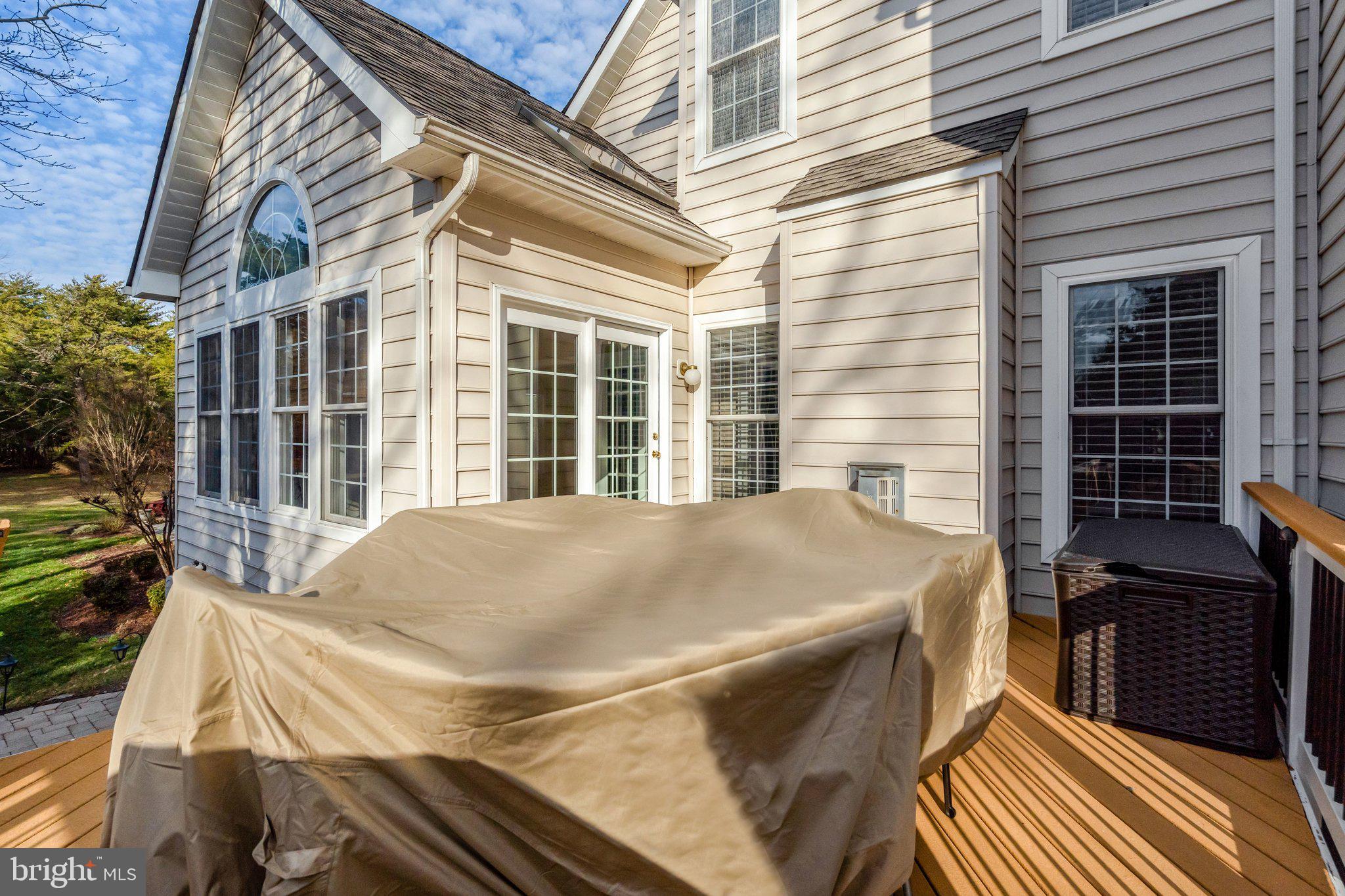 SOUTH RIDING - Residential