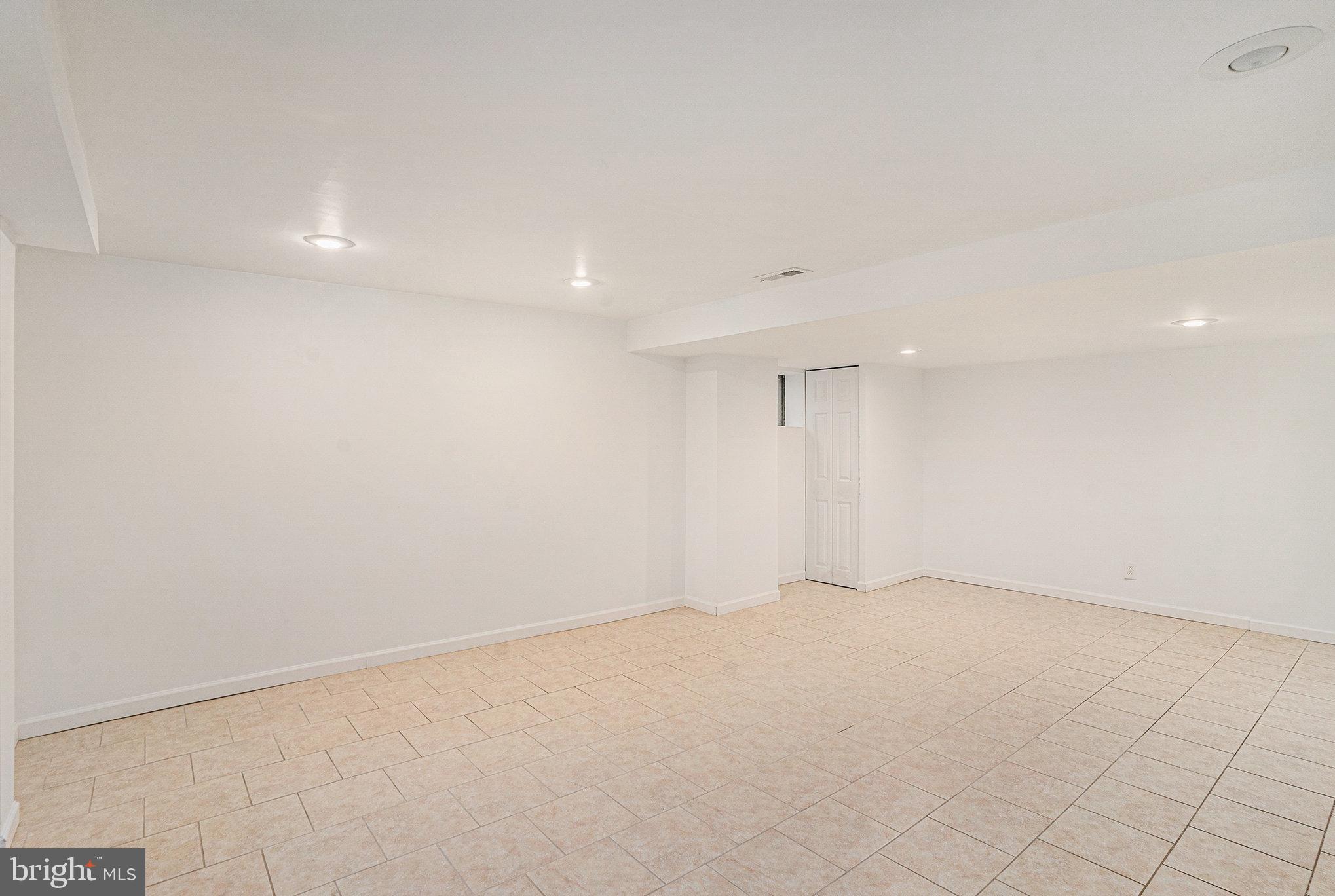 CONSHOHOCKEN - Residential Lease