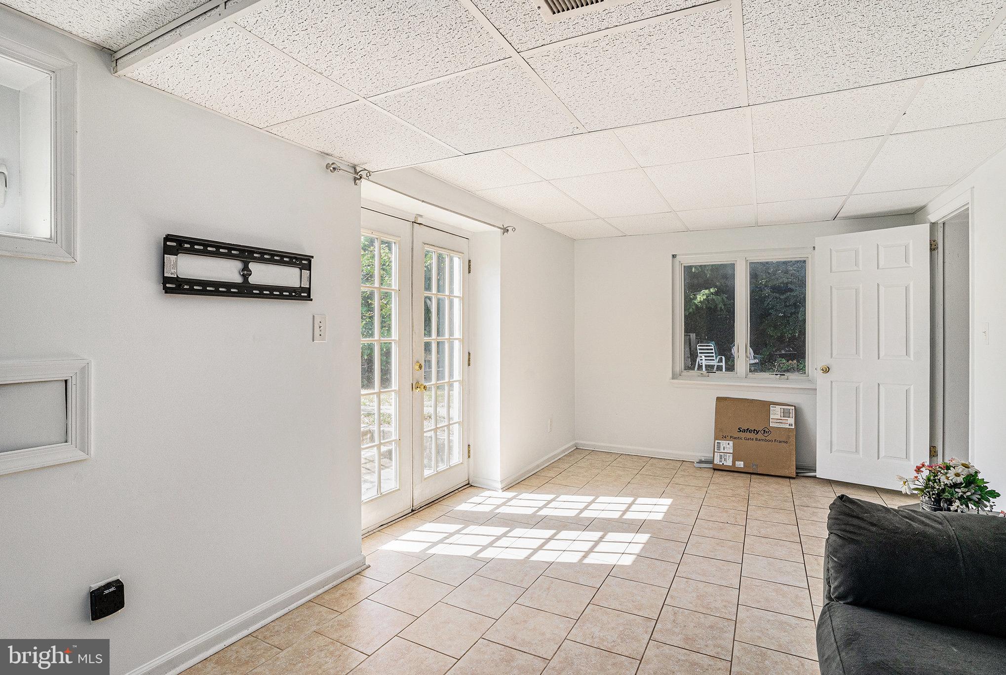 CONSHOHOCKEN - Residential Lease