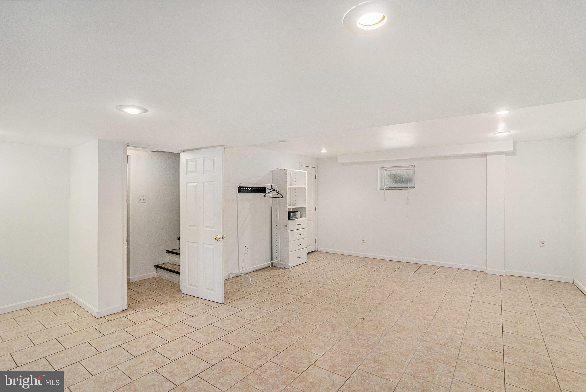 CONSHOHOCKEN - Residential Lease