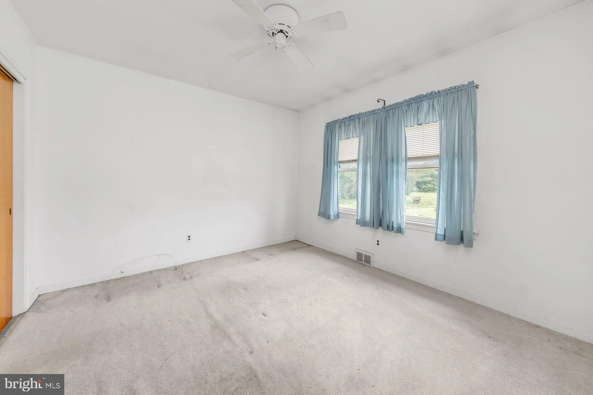 Swedesboro, New Jersey 08085, United States, 3 Bedrooms Bedrooms, ,1 BathroomBathrooms,Residential,Contingent,194970