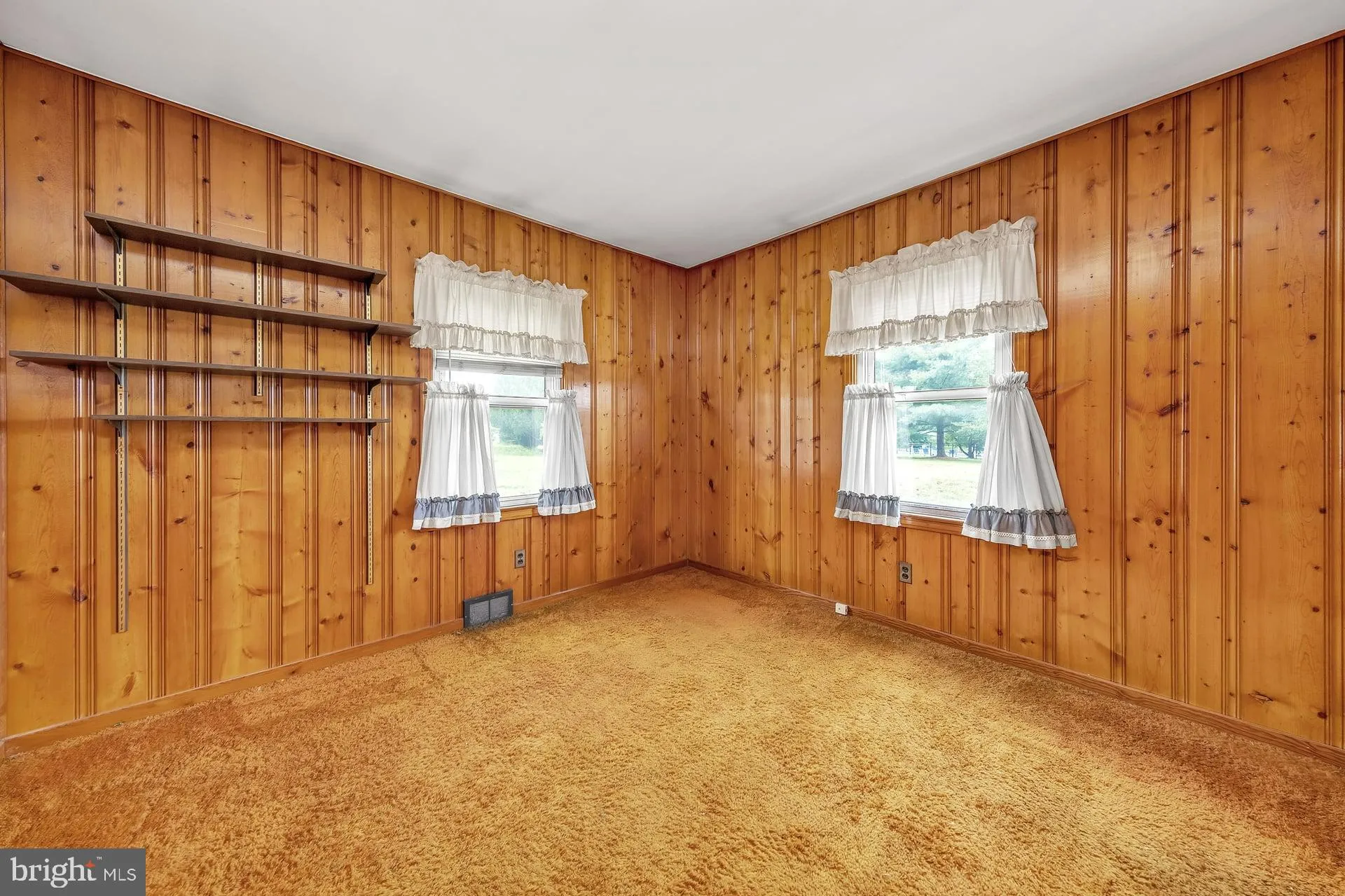 Swedesboro, New Jersey 08085, United States, 3 Bedrooms Bedrooms, ,1 BathroomBathrooms,Residential,Contingent,194970