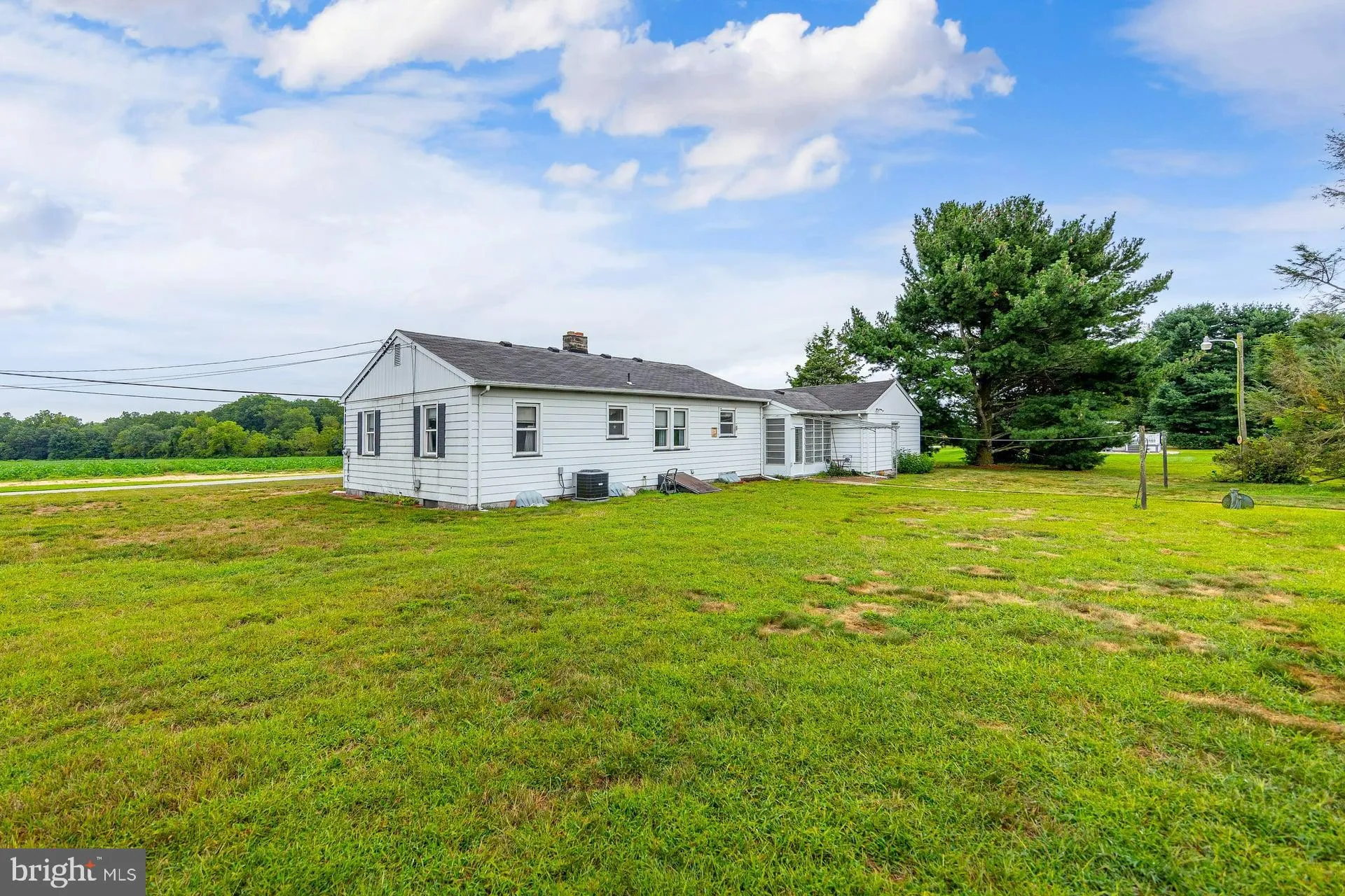 Swedesboro, New Jersey 08085, United States, 3 Bedrooms Bedrooms, ,1 BathroomBathrooms,Residential,Contingent,194970