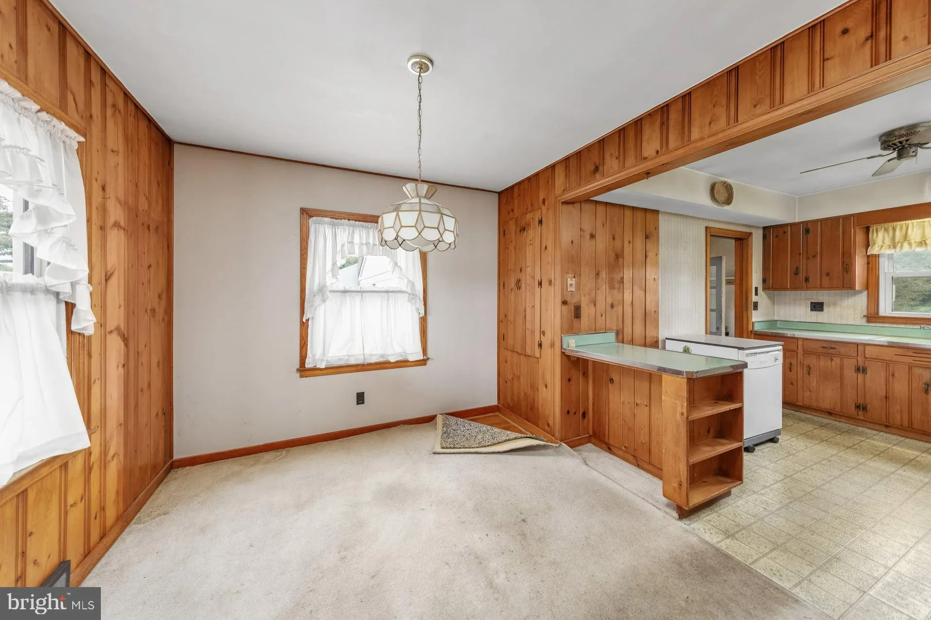 Swedesboro, New Jersey 08085, United States, 3 Bedrooms Bedrooms, ,1 BathroomBathrooms,Residential,Contingent,194970