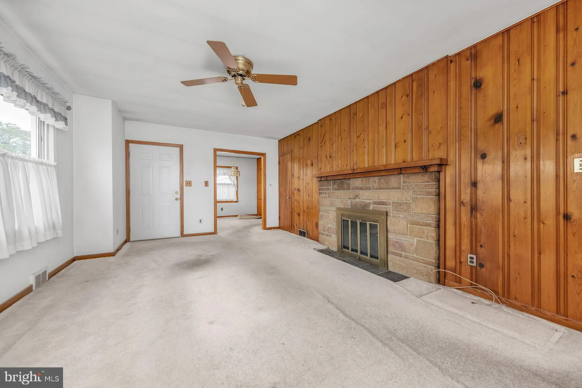 Swedesboro, New Jersey 08085, United States, 3 Bedrooms Bedrooms, ,1 BathroomBathrooms,Residential,Contingent,194970