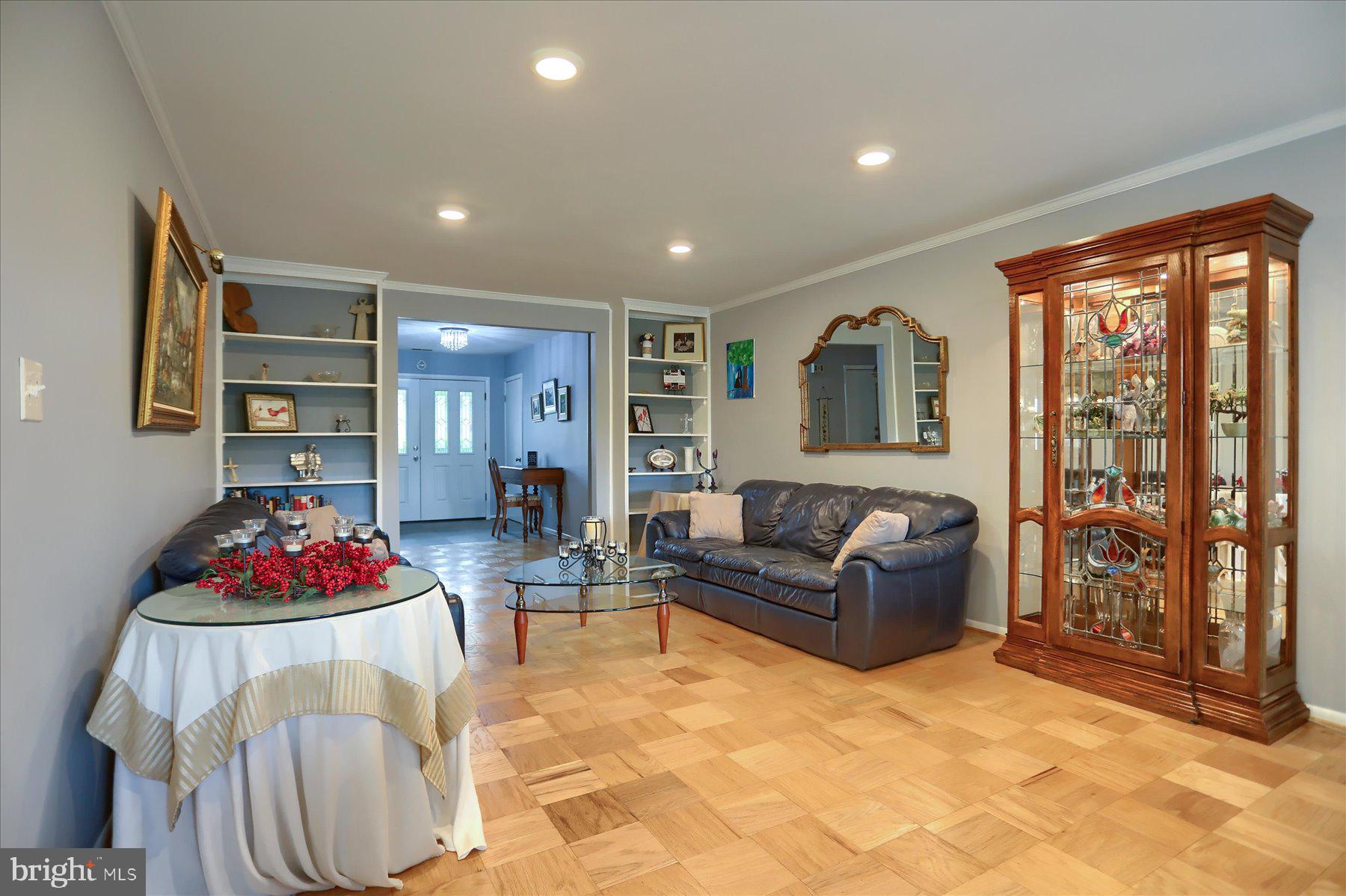 RUMSEY ISLAND - Residential