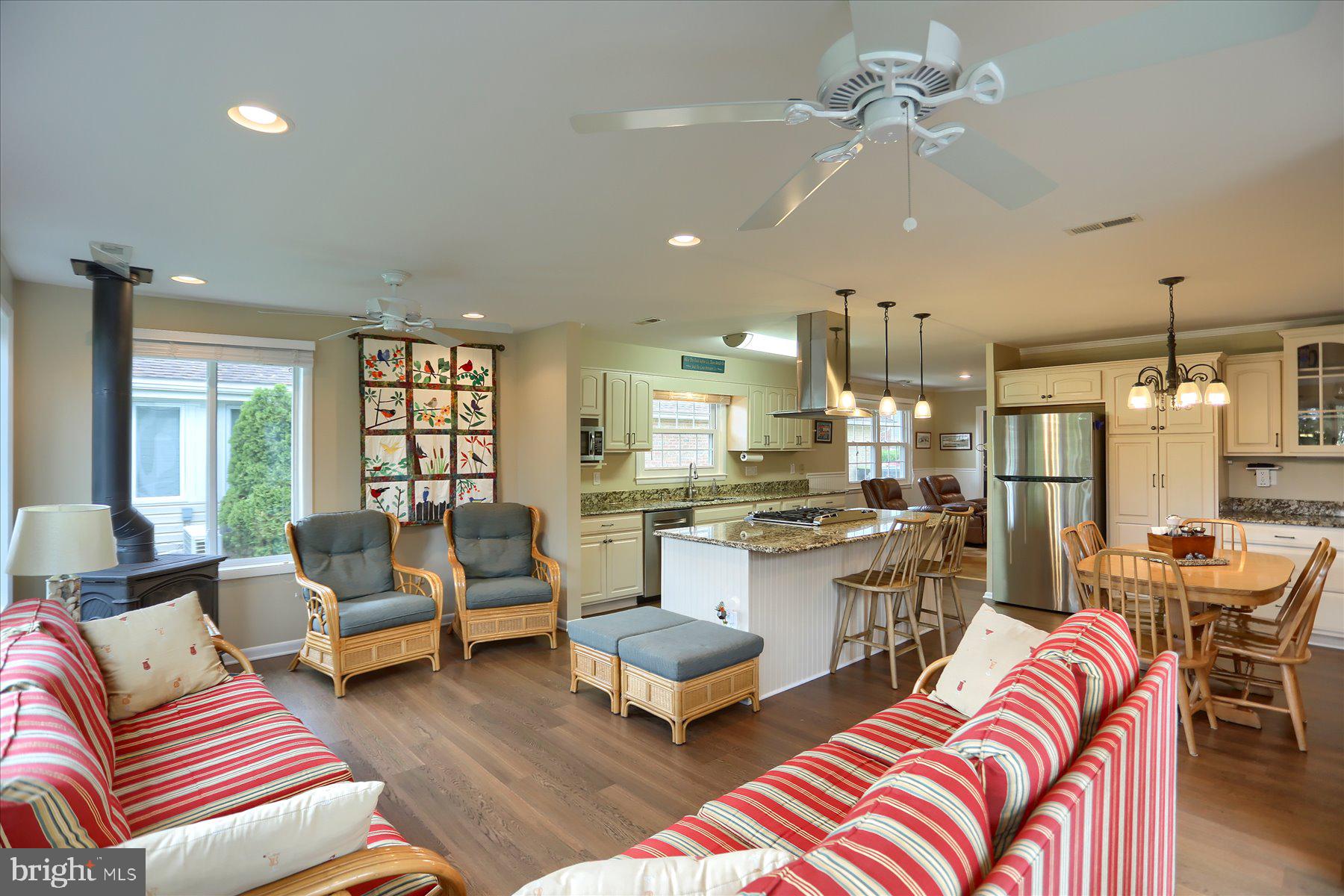 RUMSEY ISLAND - Residential