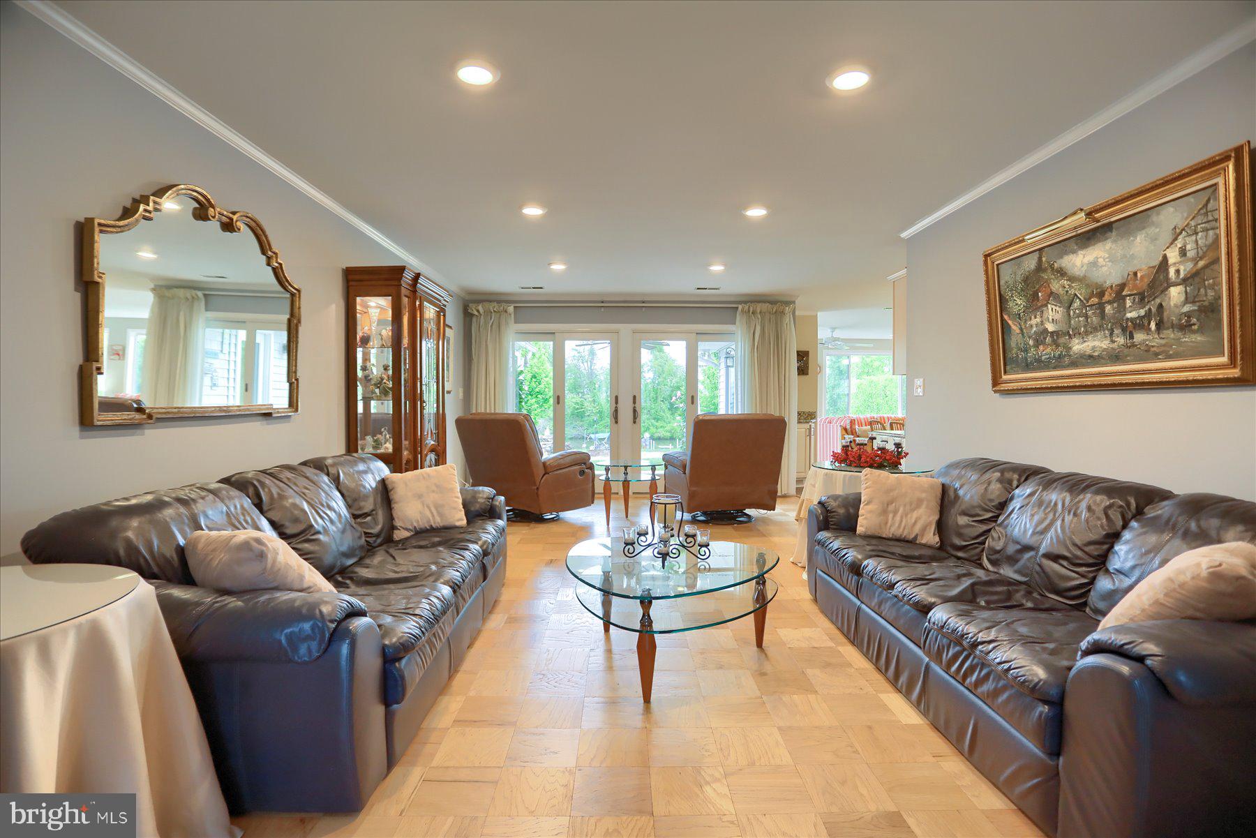 RUMSEY ISLAND - Residential