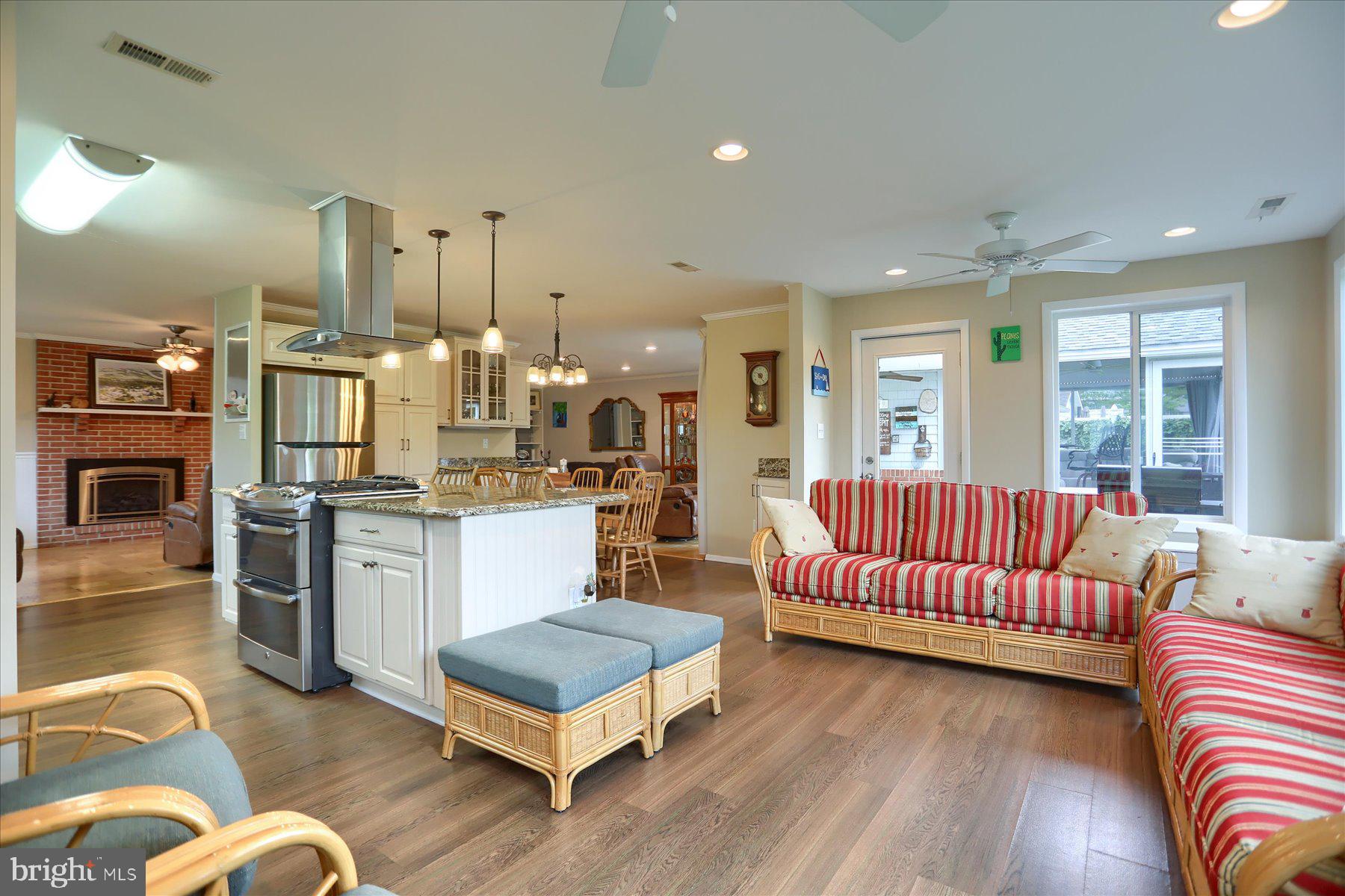 RUMSEY ISLAND - Residential