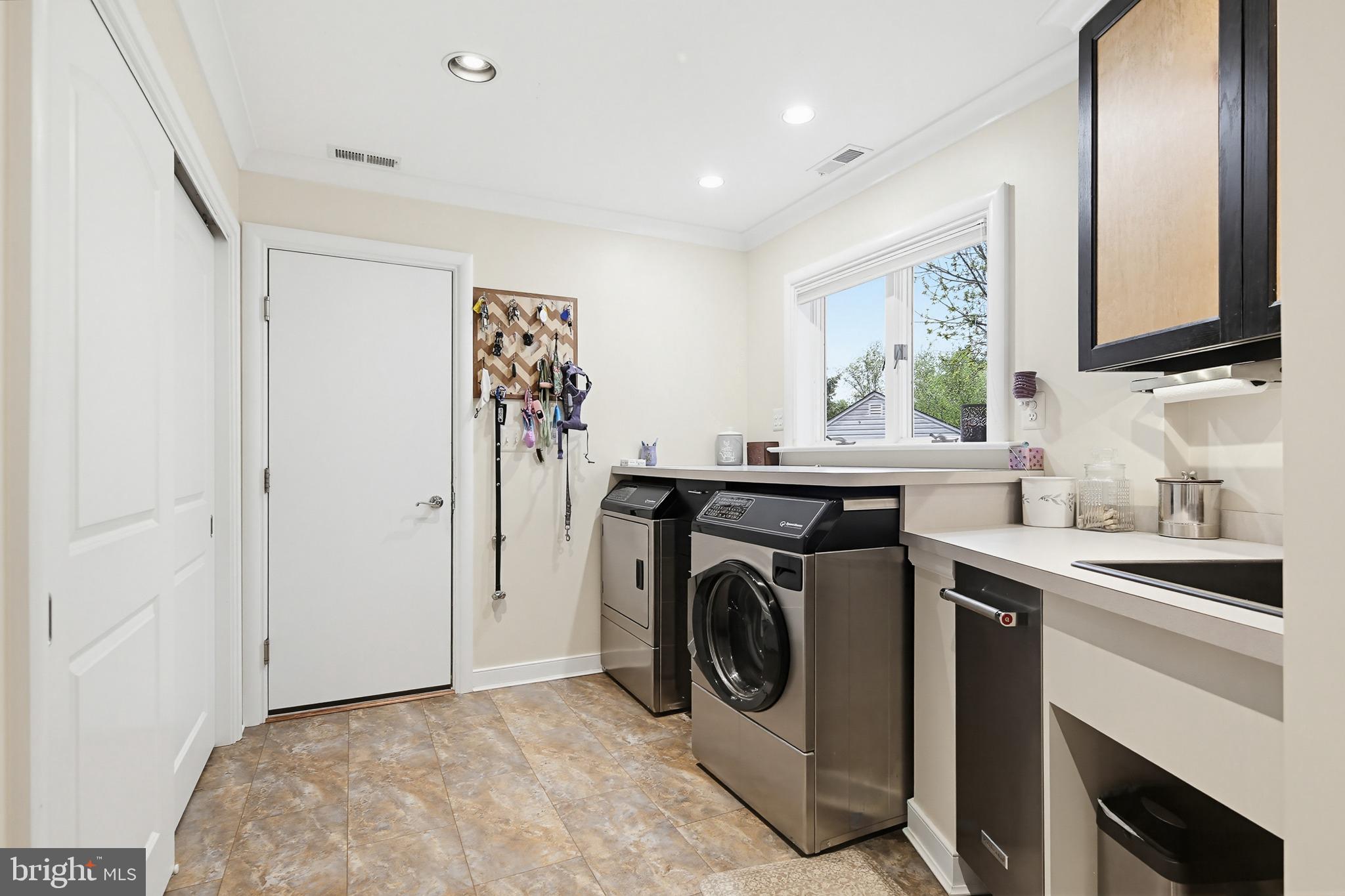 MT RADNOR HEIGHTS - Residential
