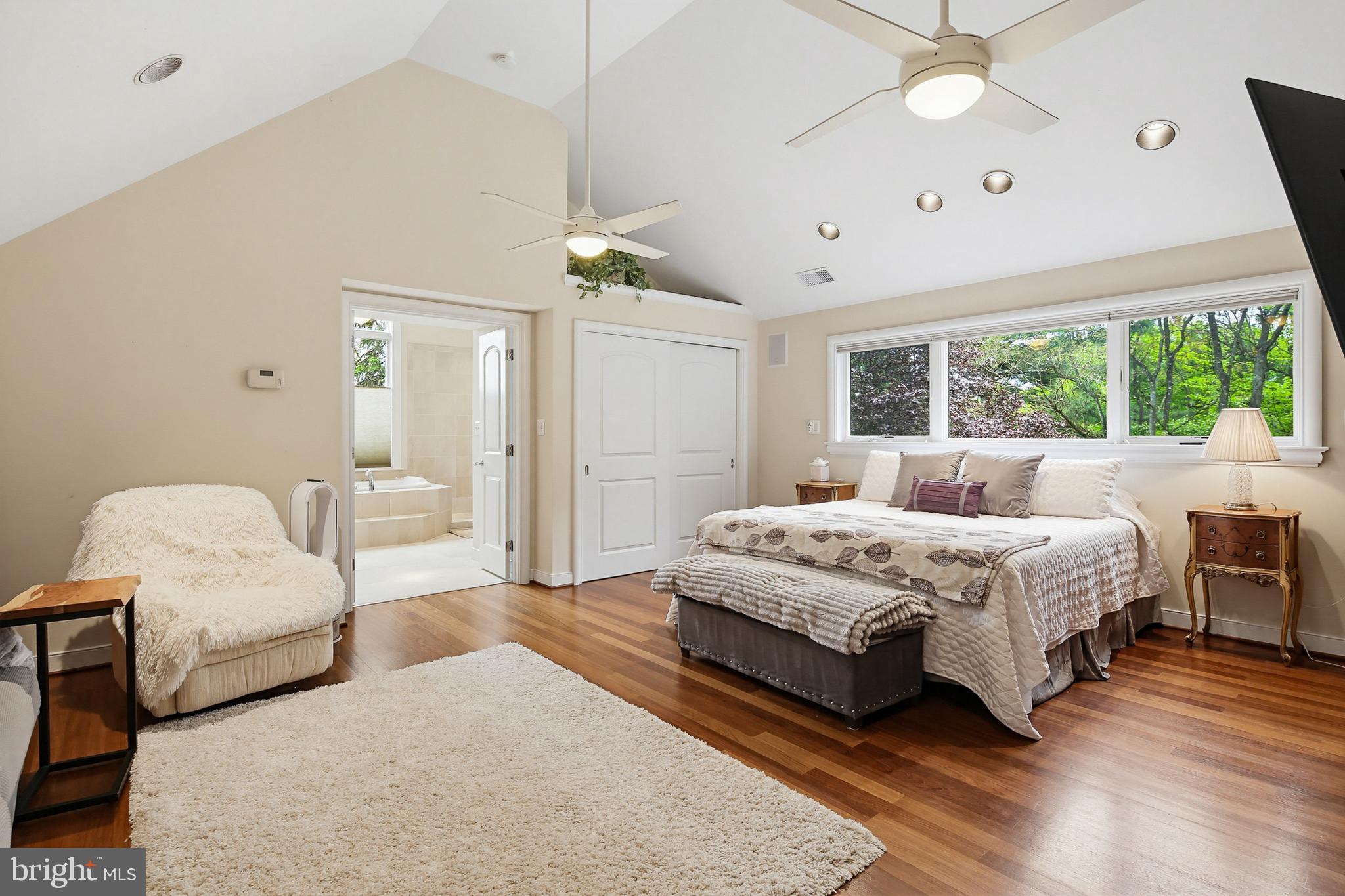 MT RADNOR HEIGHTS - Residential