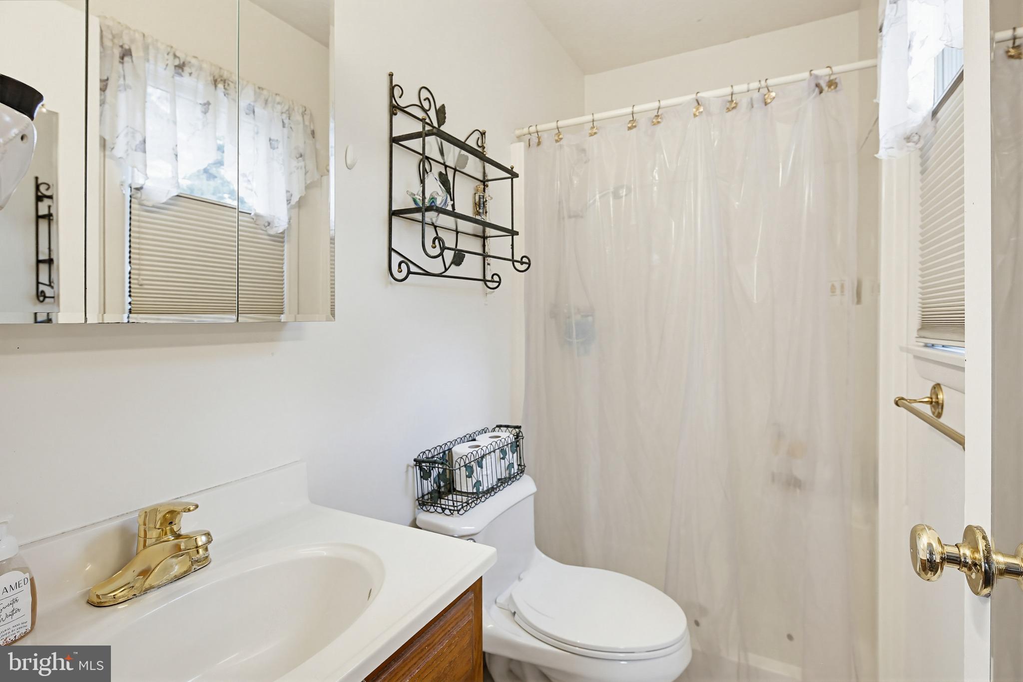 MT RADNOR HEIGHTS - Residential