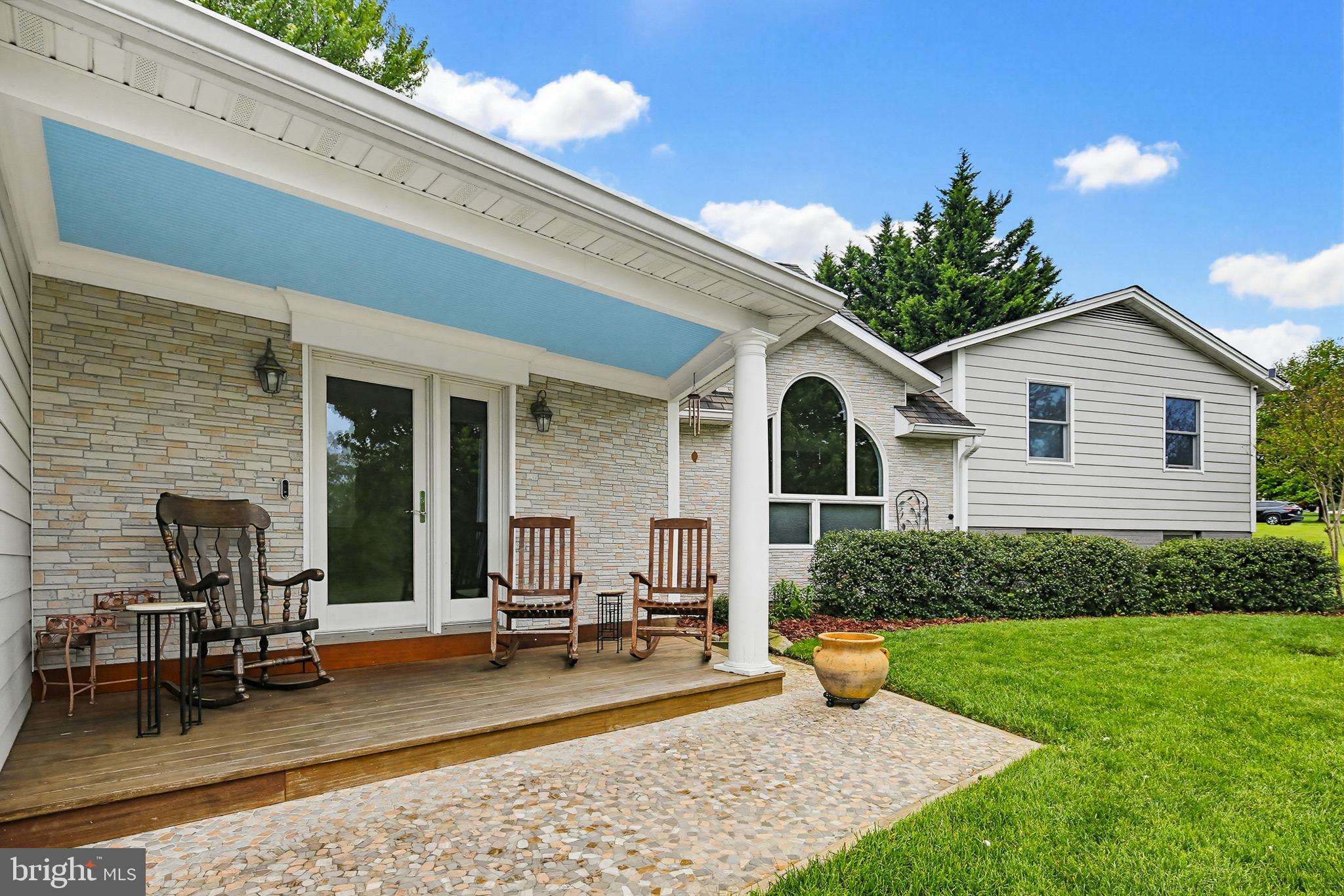 MT RADNOR HEIGHTS - Residential