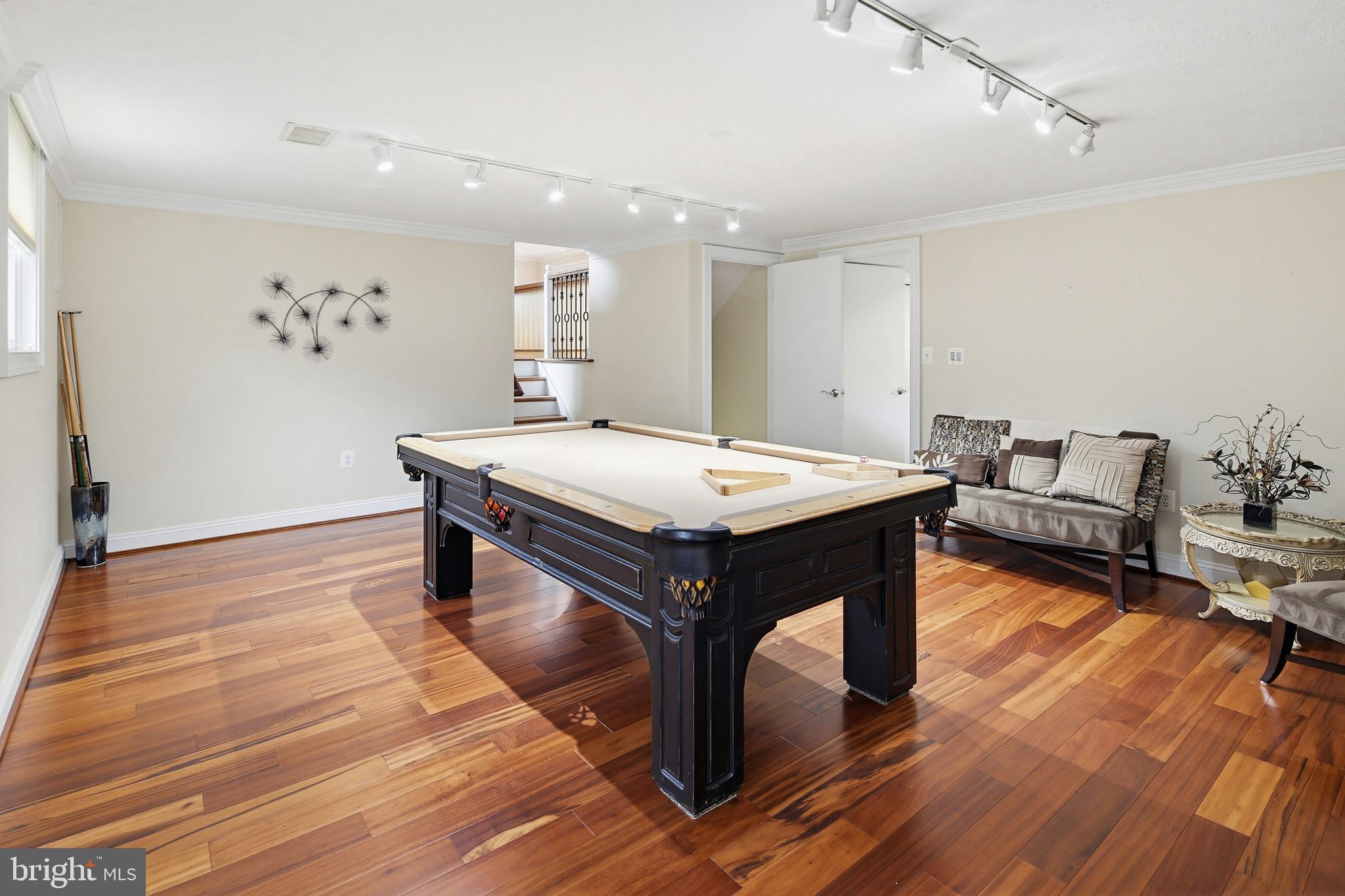 MT RADNOR HEIGHTS - Residential