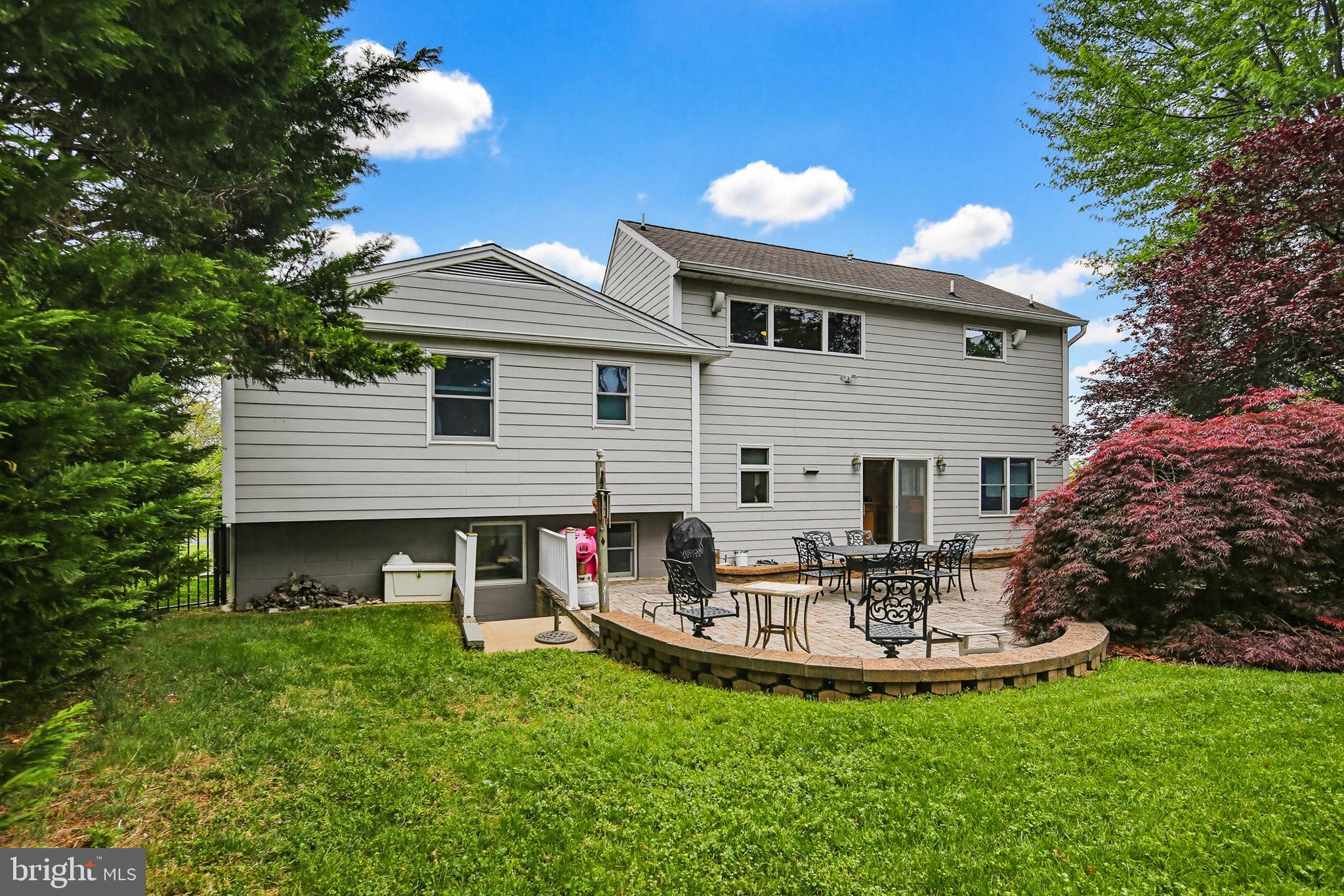 MT RADNOR HEIGHTS - Residential