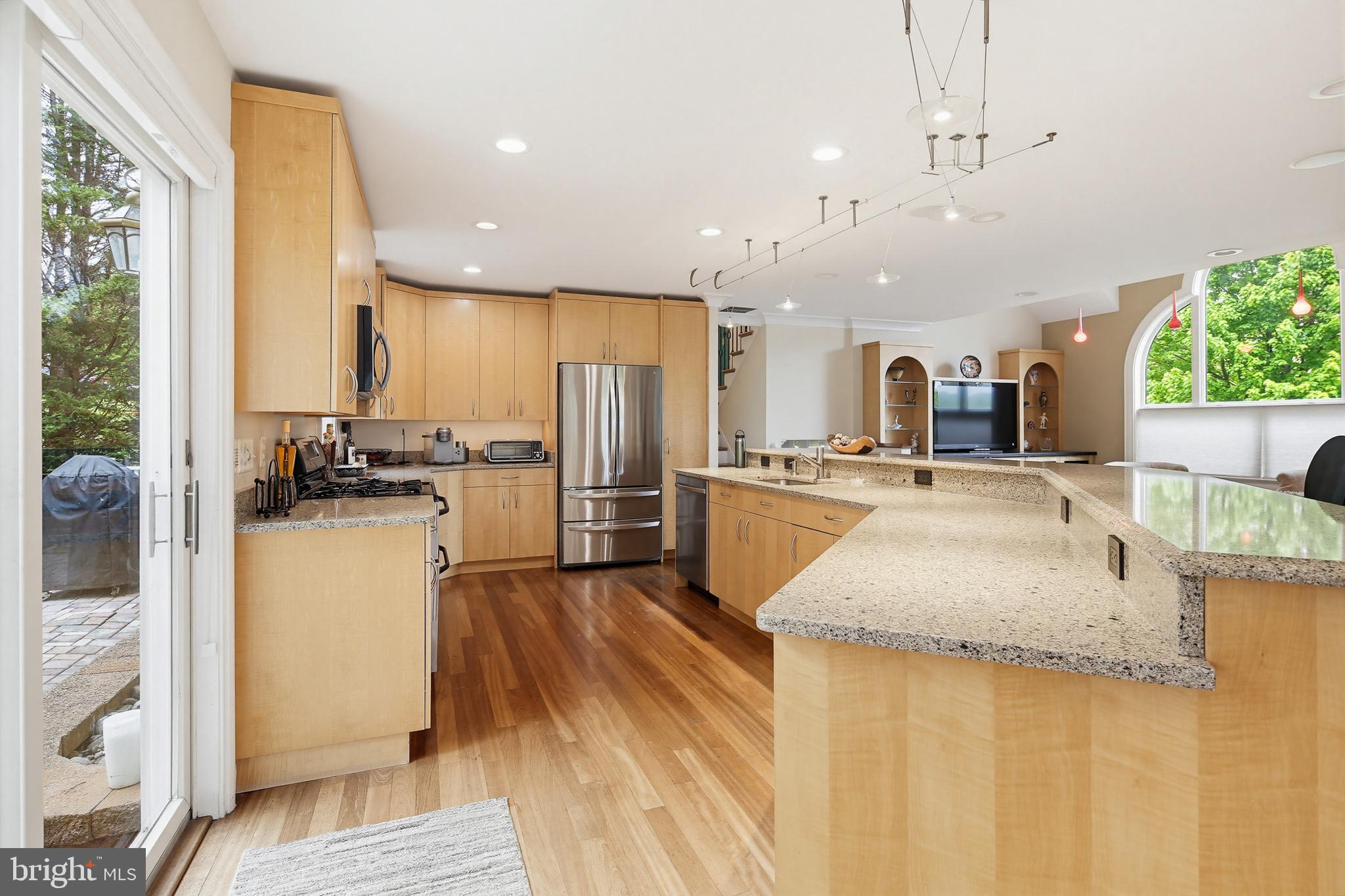 MT RADNOR HEIGHTS - Residential