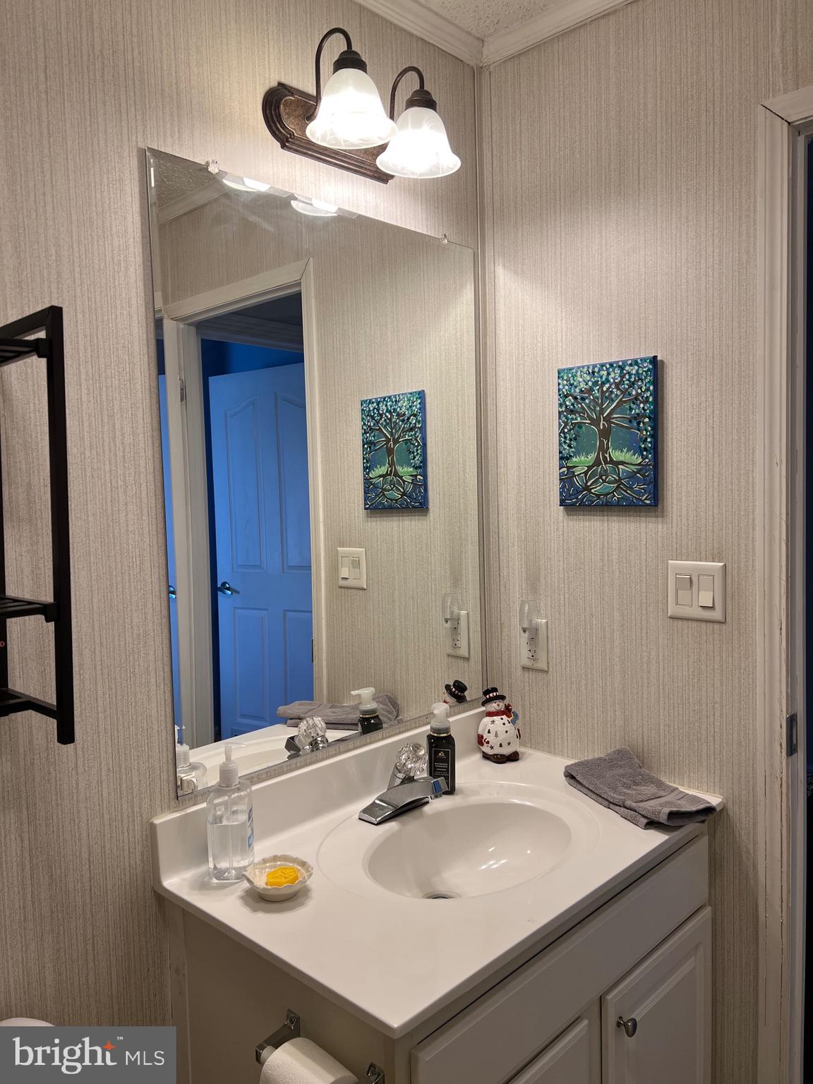 SHERWOOD FOREST - Residential