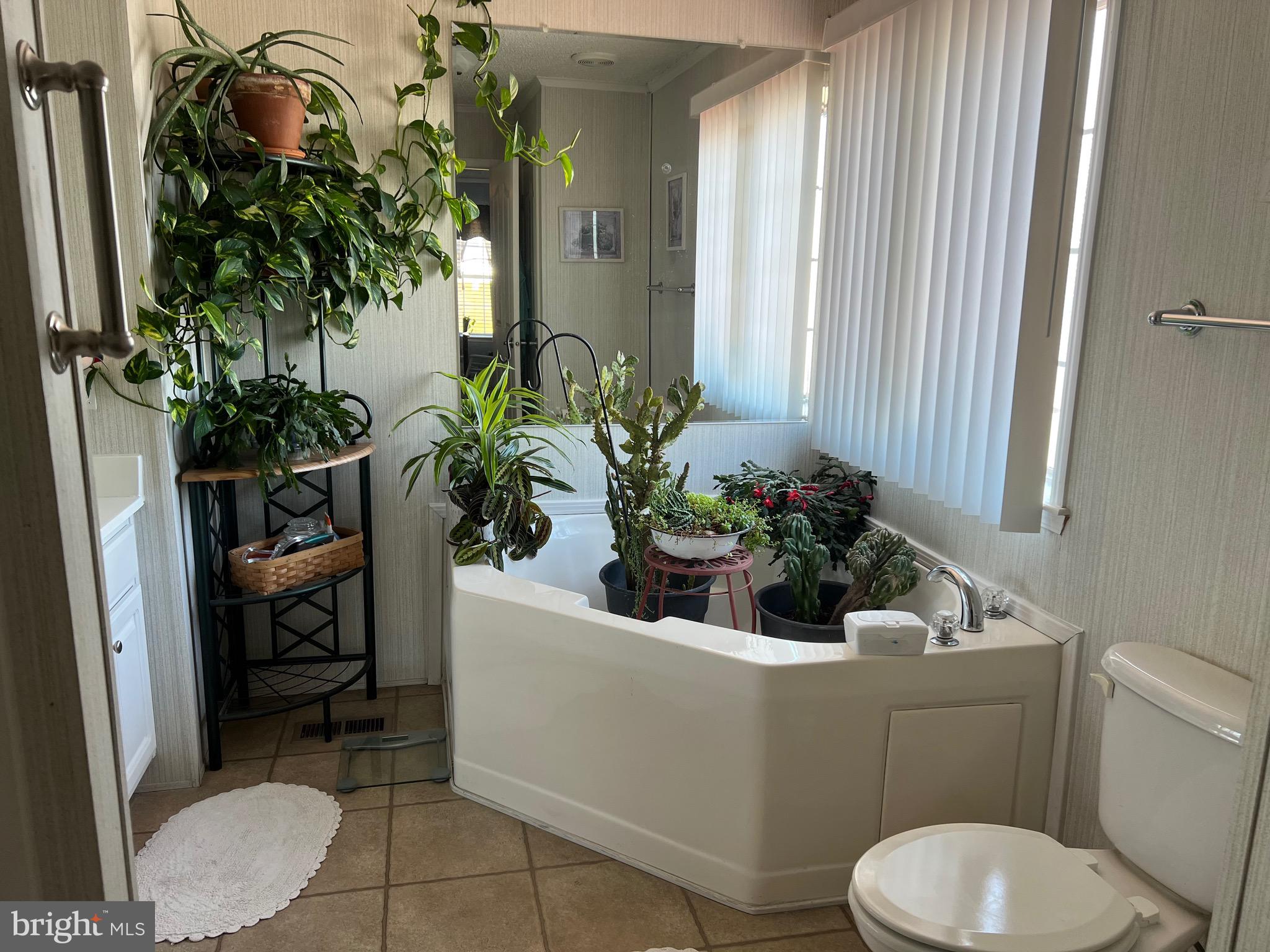 SHERWOOD FOREST - Residential