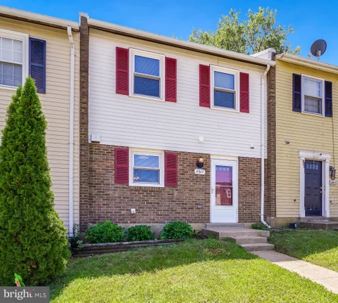4617 Whitaker Place, Woodbridge, VA MLS: VAPW2127046
