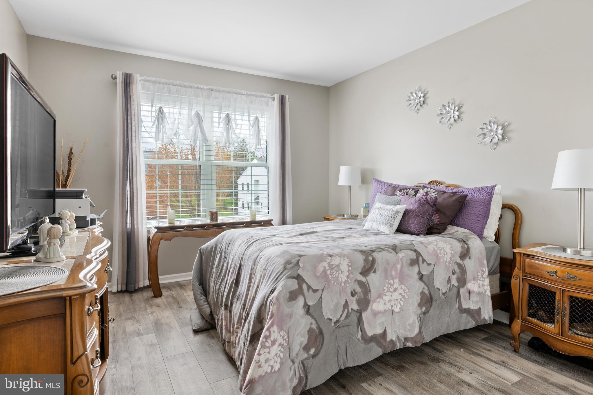 SUMMER LEA - Residential