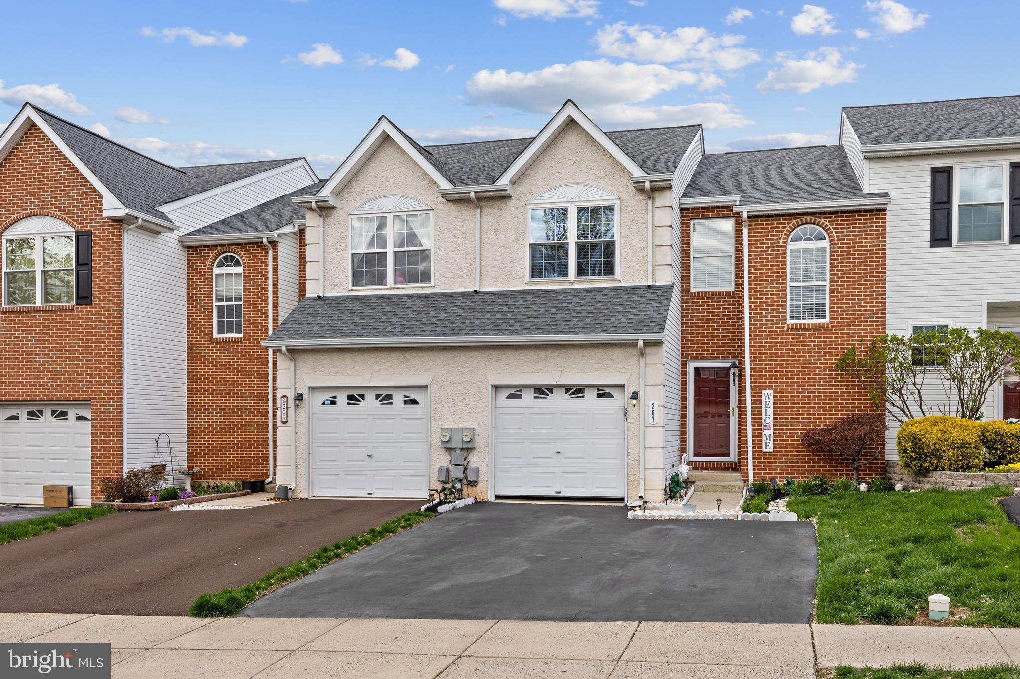 SUMMER LEA - Residential