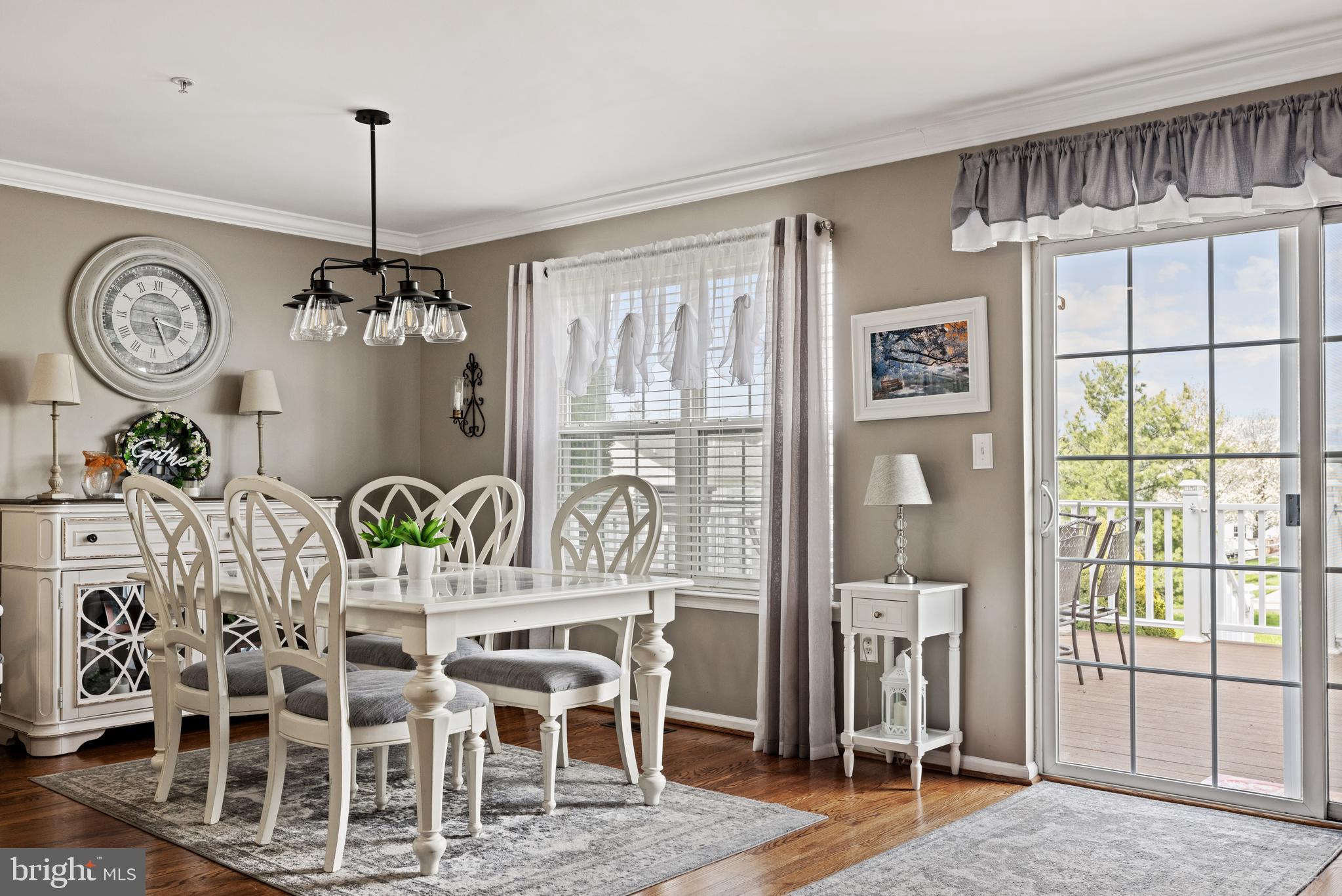 SUMMER LEA - Residential