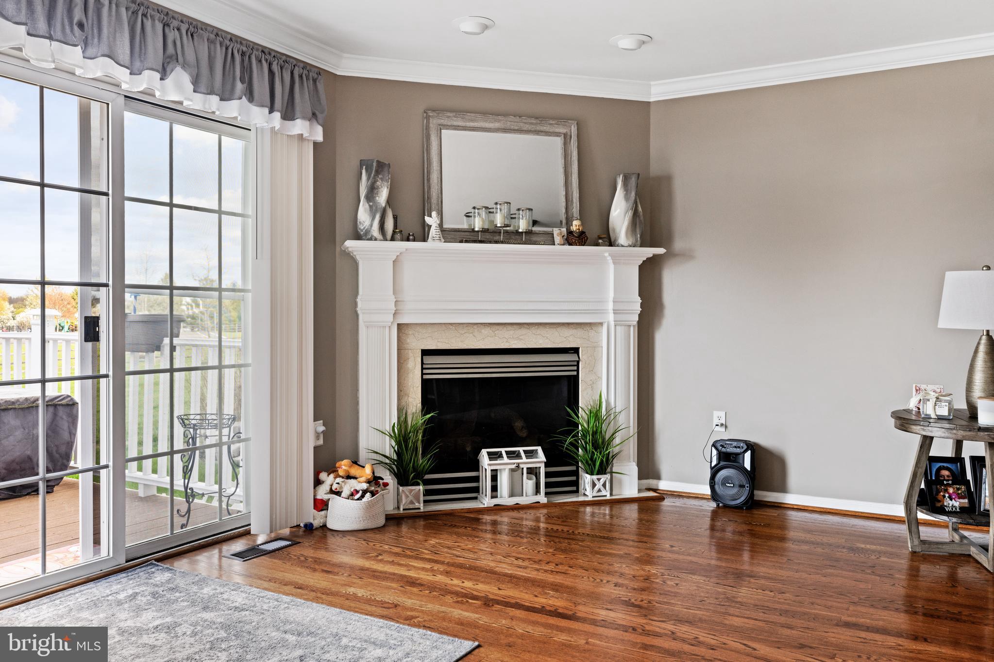 SUMMER LEA - Residential